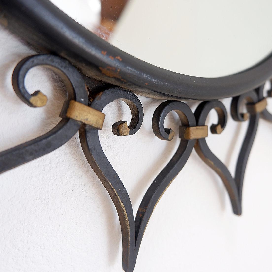 20ième siècle Miroir solaire vintage à cadre en fer forgé noir, Chaty Vallauris Style 1950s en vente