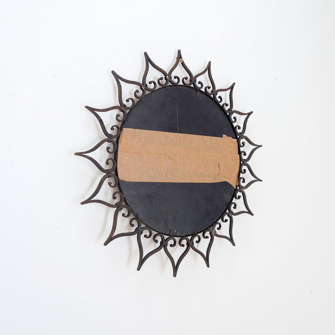 Miroir solaire vintage à cadre en fer forgé noir, Chaty Vallauris Style 1950s en vente 2