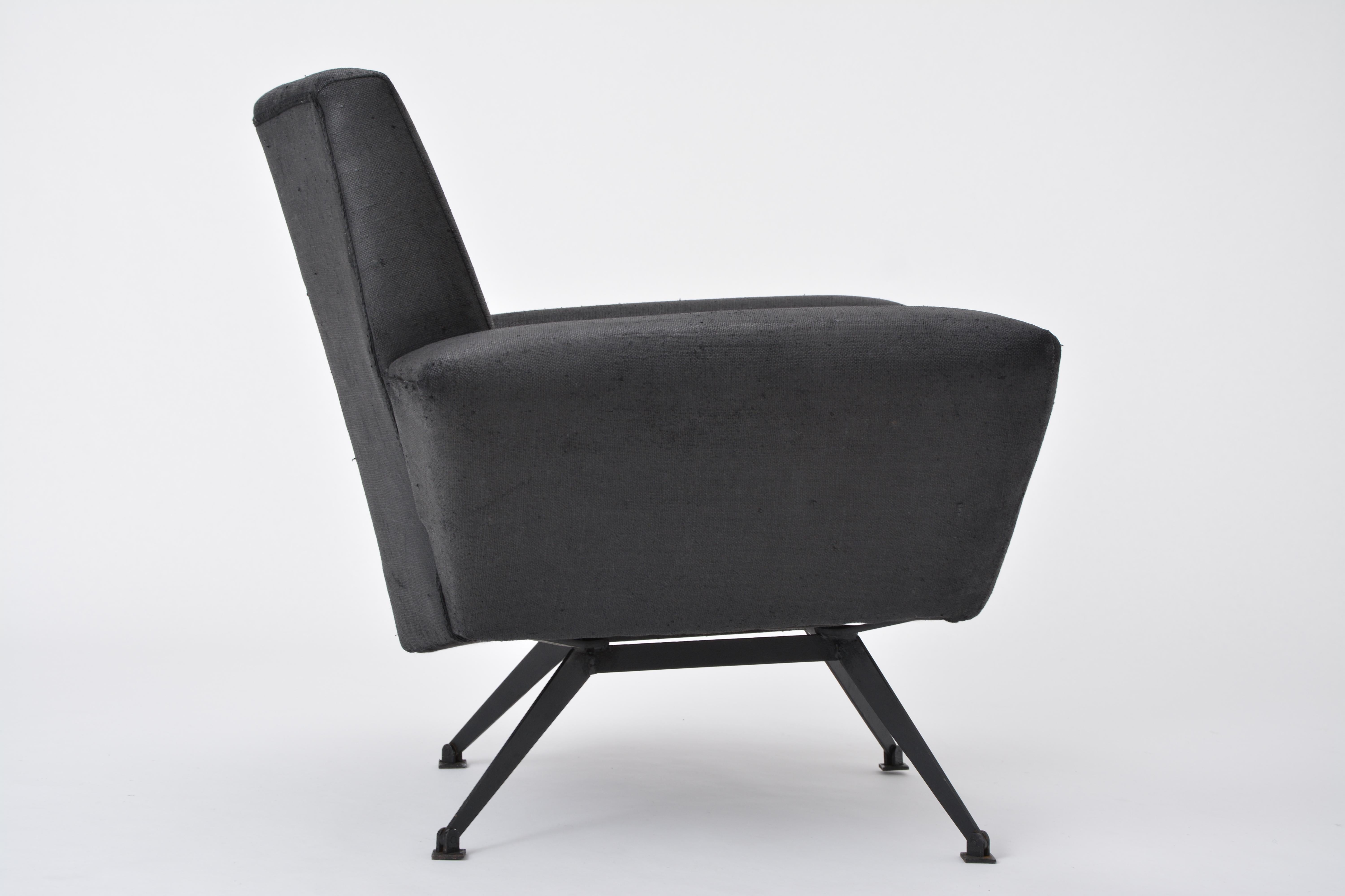 Vintage Black Italian Lounge Chair Model 548 by Lenzi, 1960s (Moderne der Mitte des Jahrhunderts)