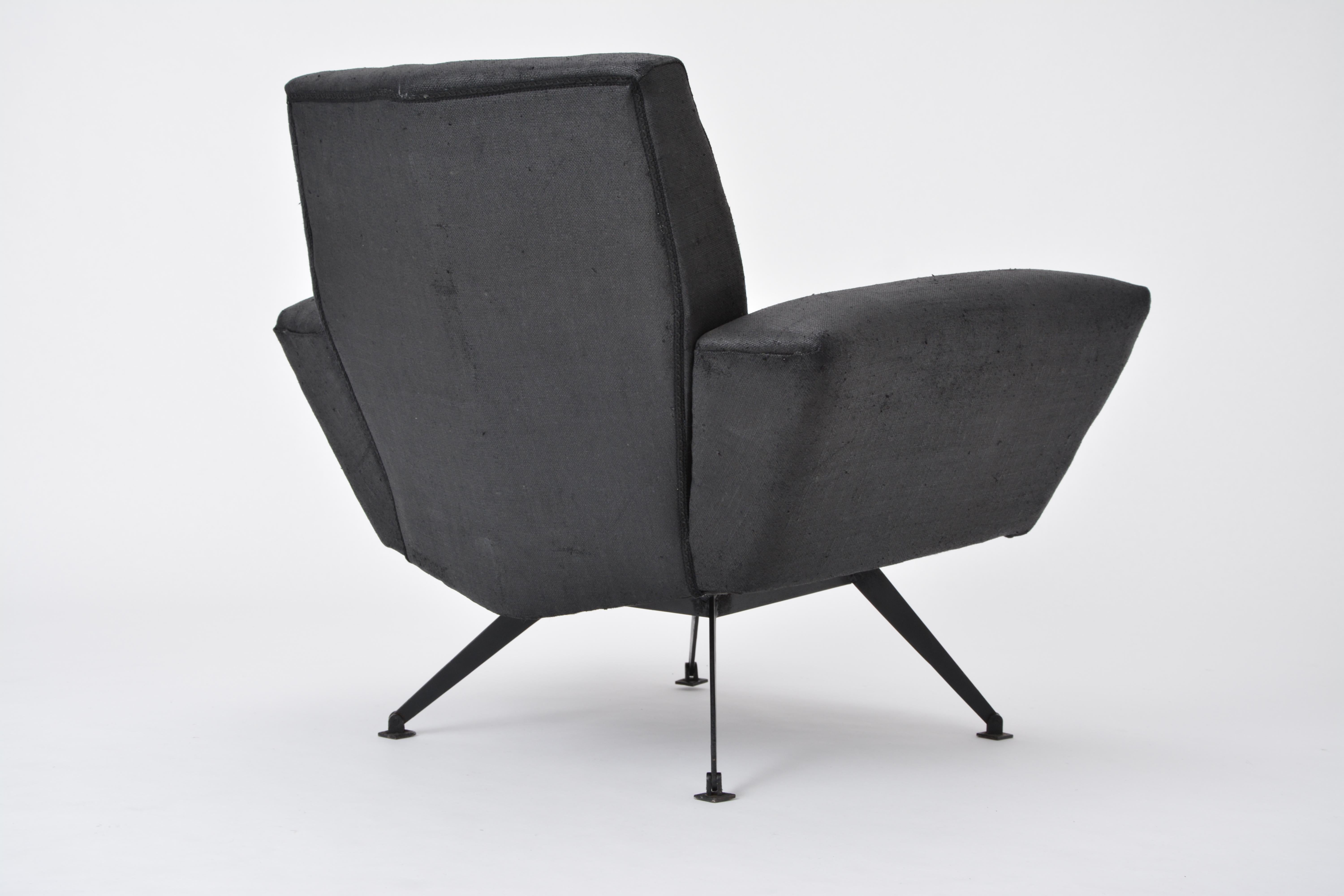 Vintage Black Italian Lounge Chair Model 548 by Lenzi, 1960s (Lackiert)