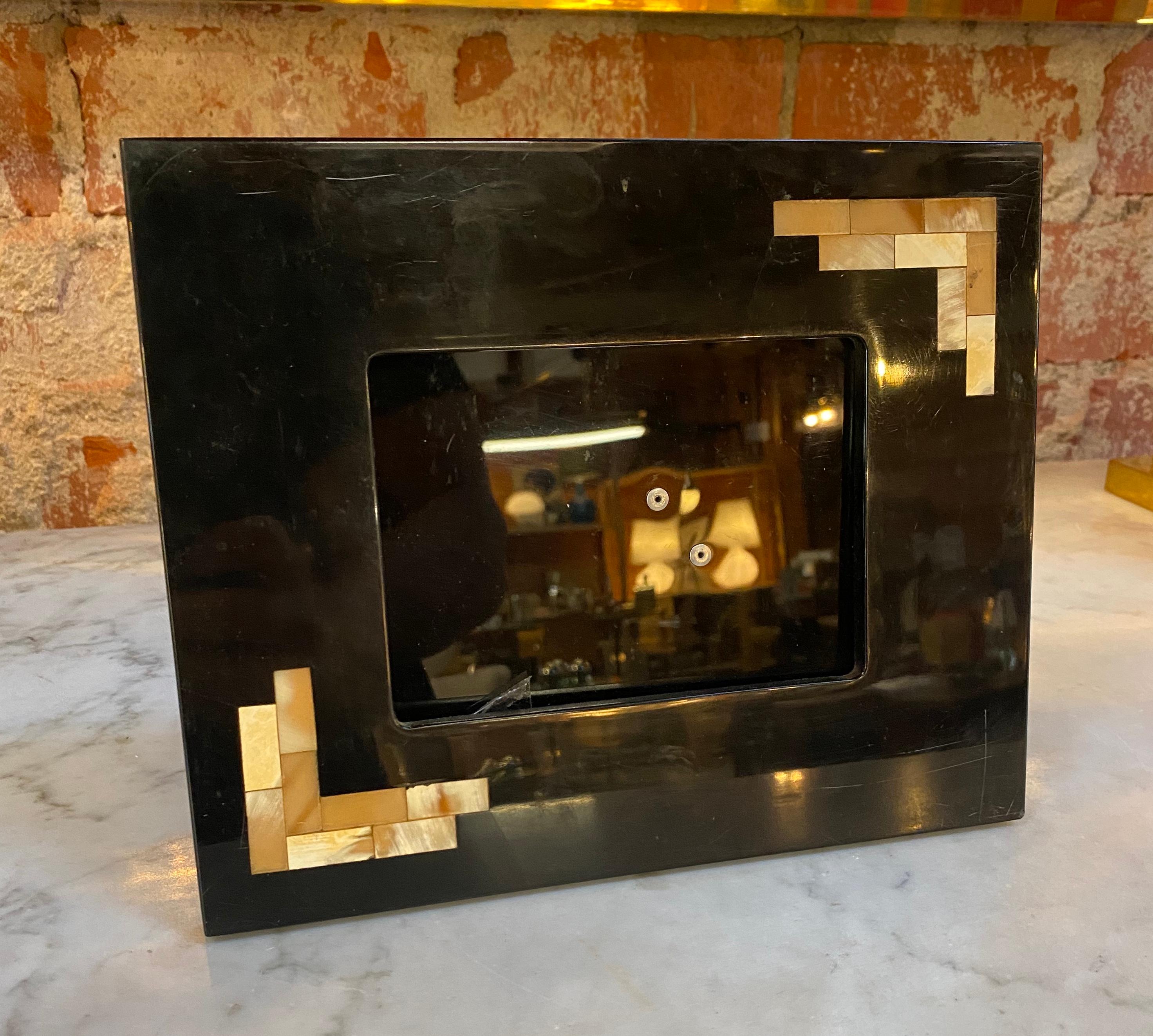 Beautiful Italian picture frame in black and gold made in Italy 1980s.
 