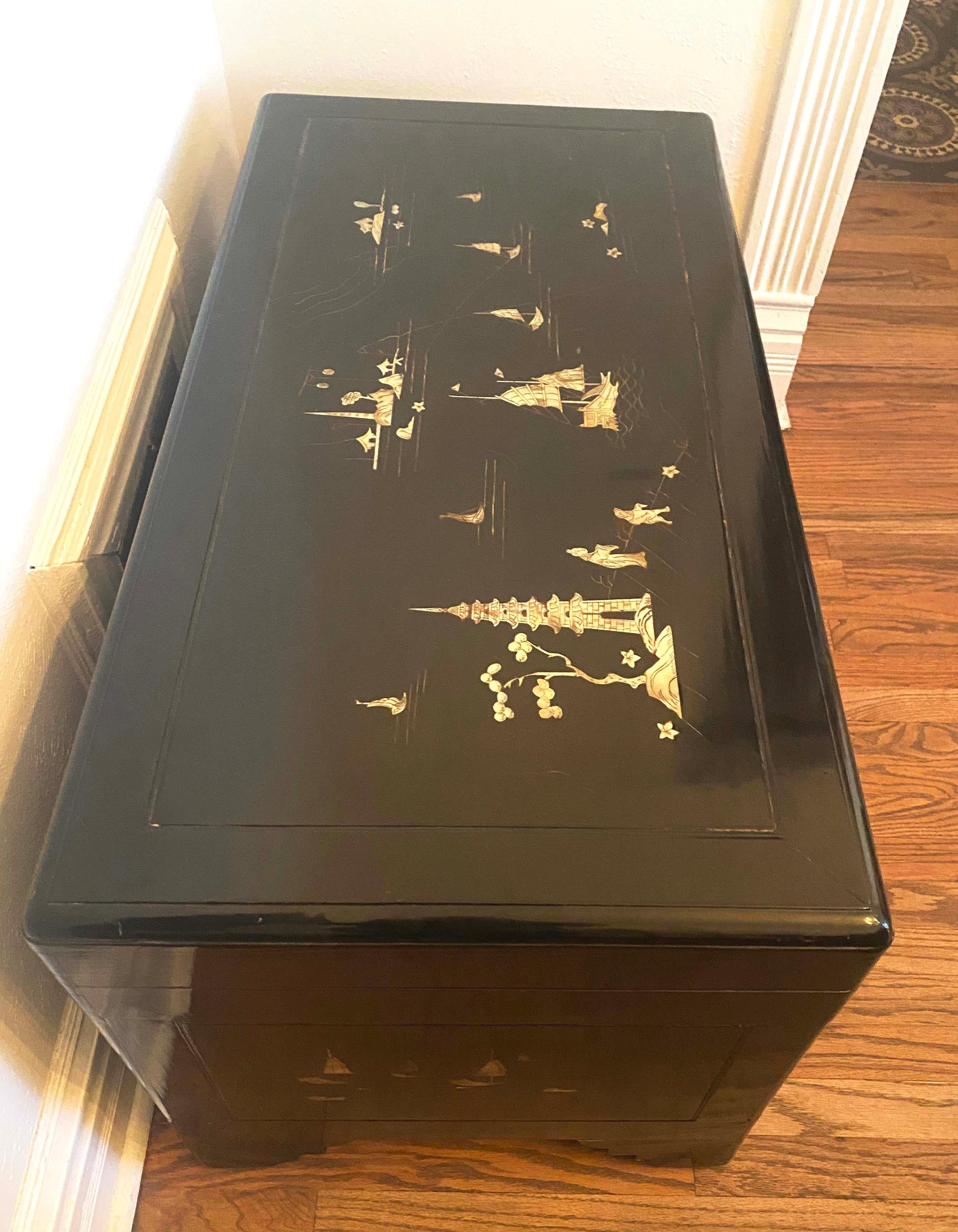Vintage Black Lacquer Chinoiserie Wedding Chest With Mother of Pearl Inlay In Good Condition For Sale In Sheridan, CO