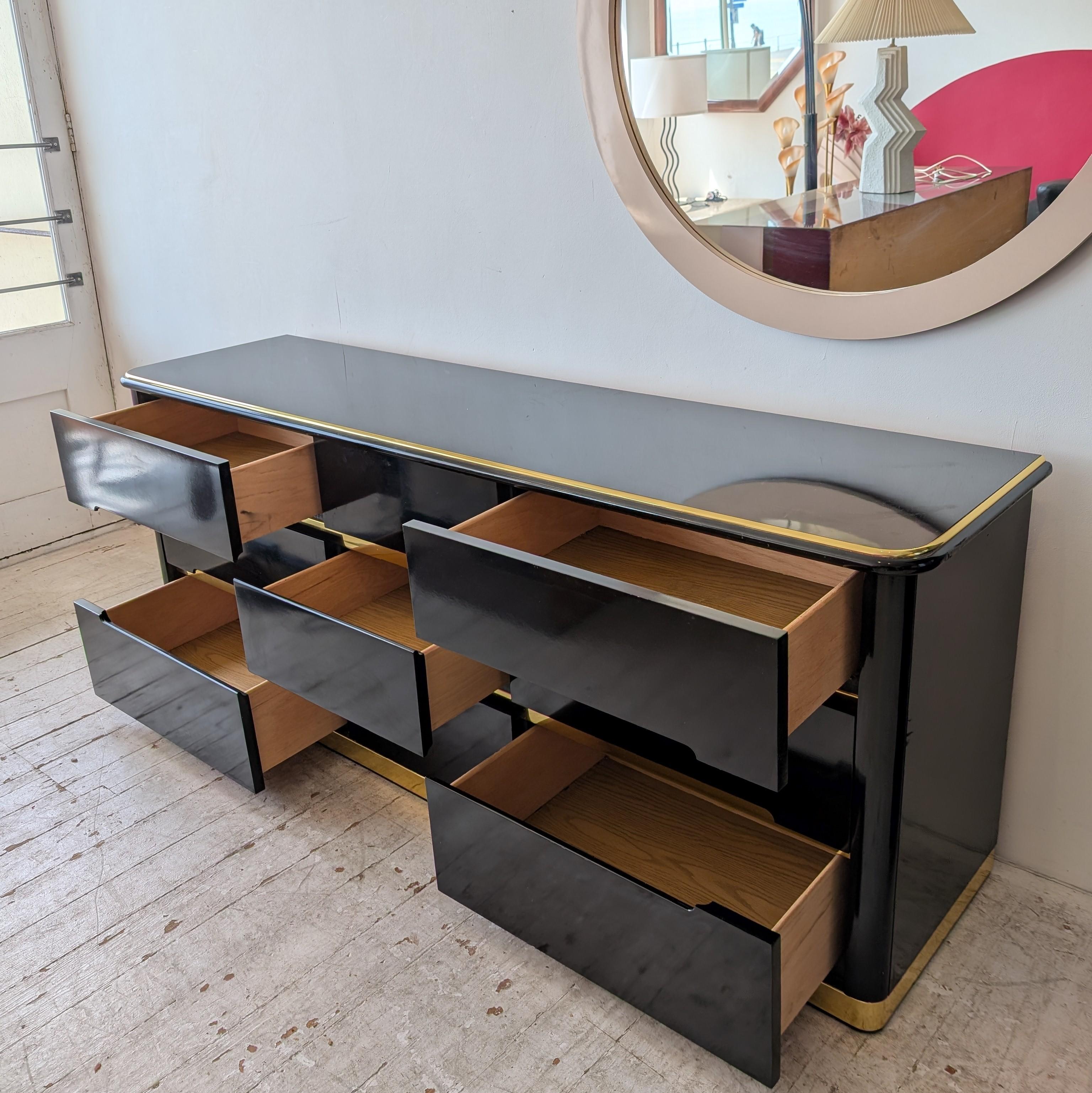 Vintage black lacquer & gold deco revival sideboard with drawers, by Lane, 1980s In Good Condition In Hastings, GB