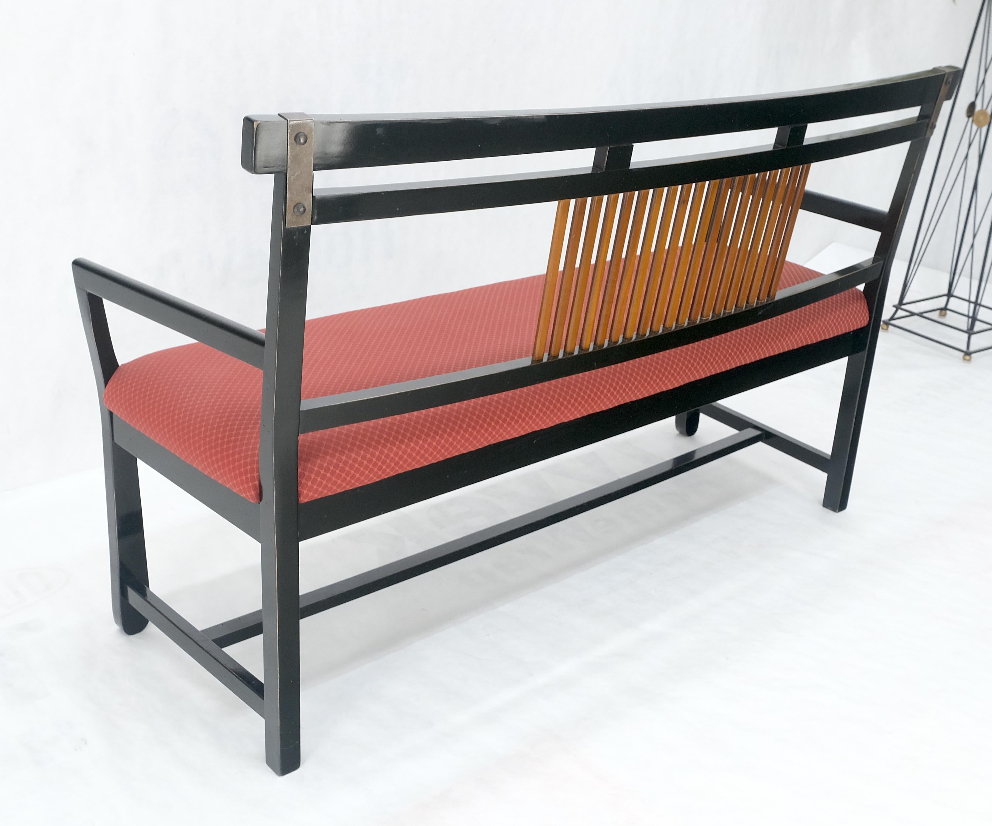 Vintage Black Lacquer Red Upholstery Bench w/ Arms Slotted Back MINT For Sale 5