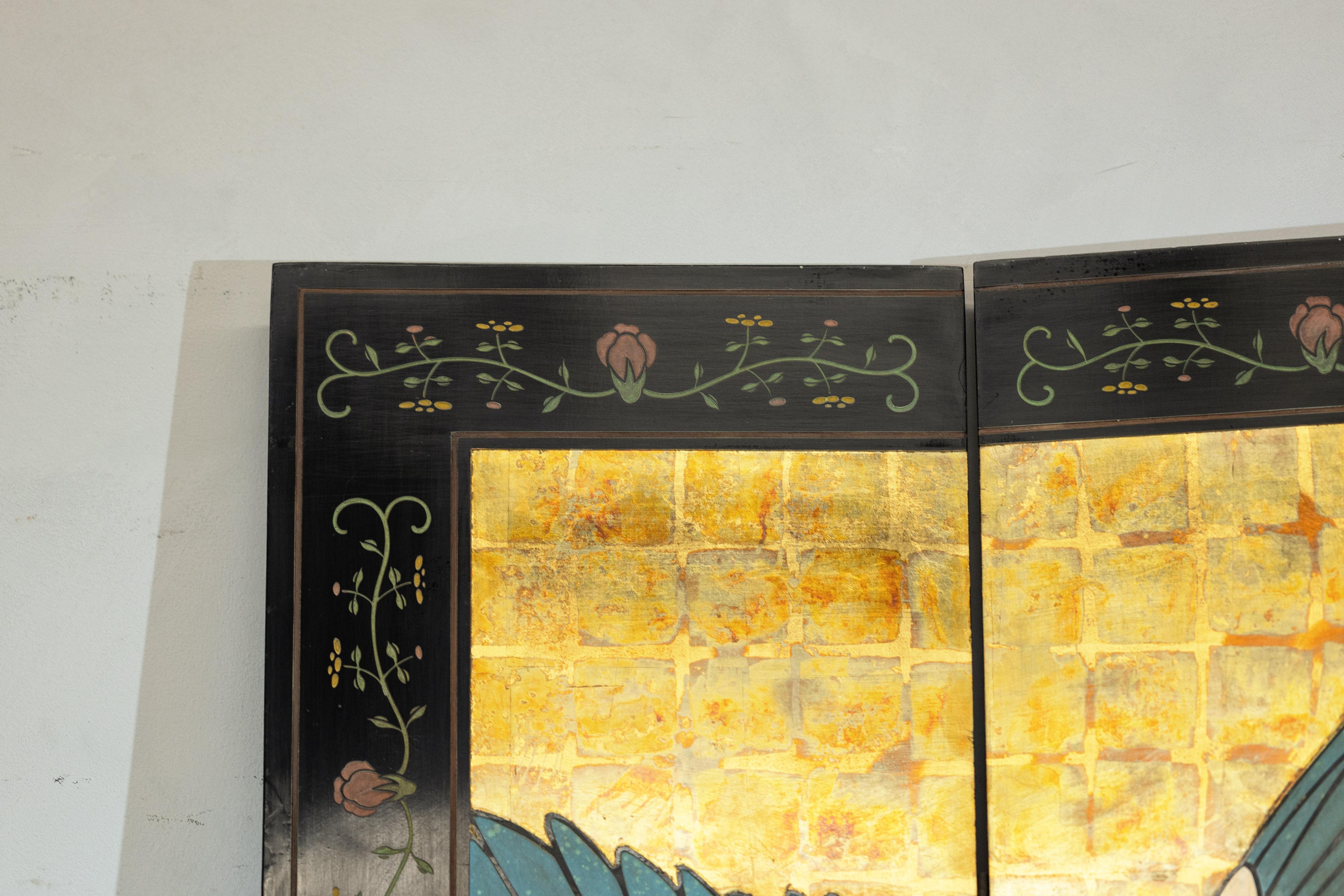 Black Lacquer Screen with Cranes and Gold Leaf, Four-Panel Room Divider For Sale 5