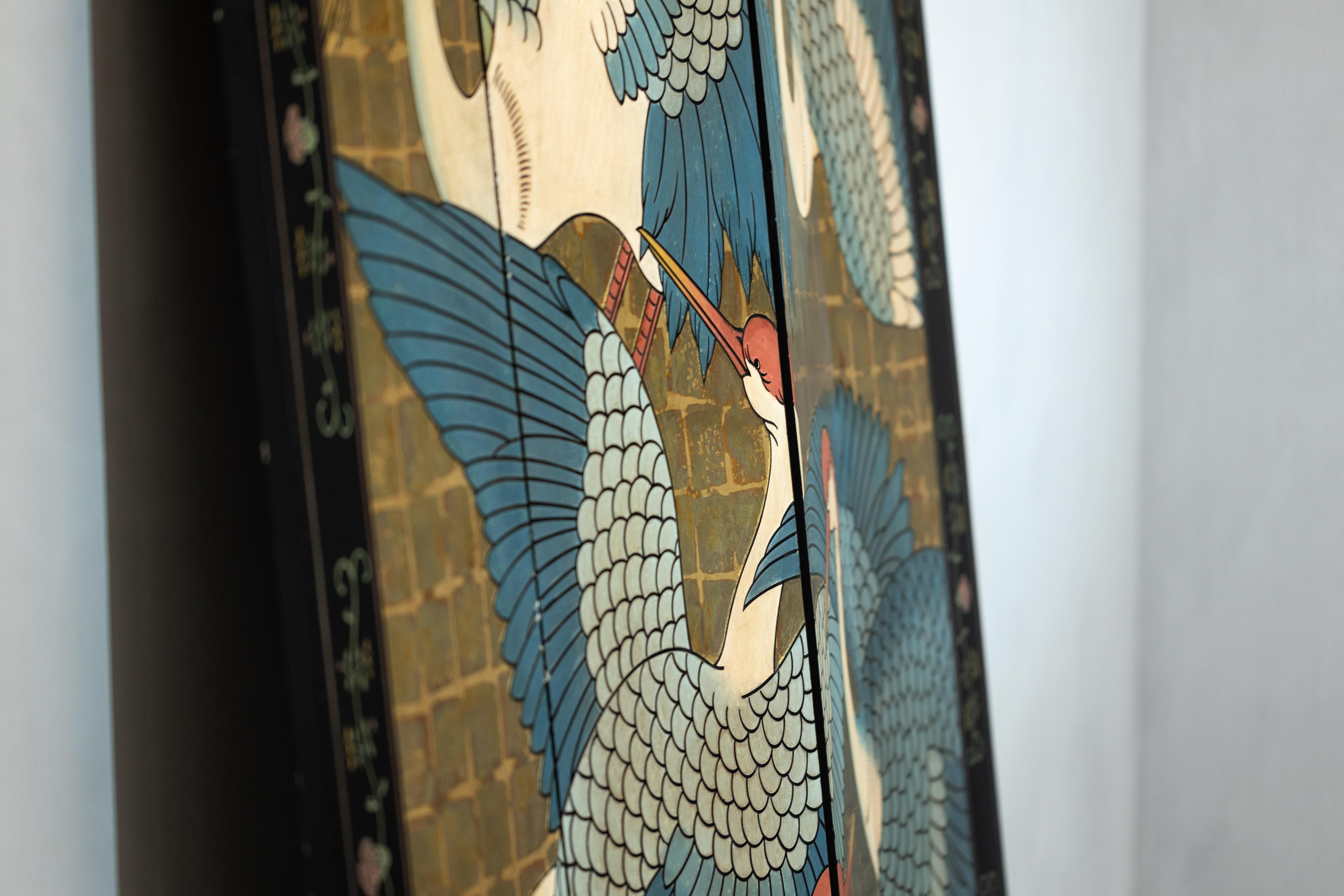 Black Lacquer Screen with Cranes and Gold Leaf, Four-Panel Room Divider For Sale 12