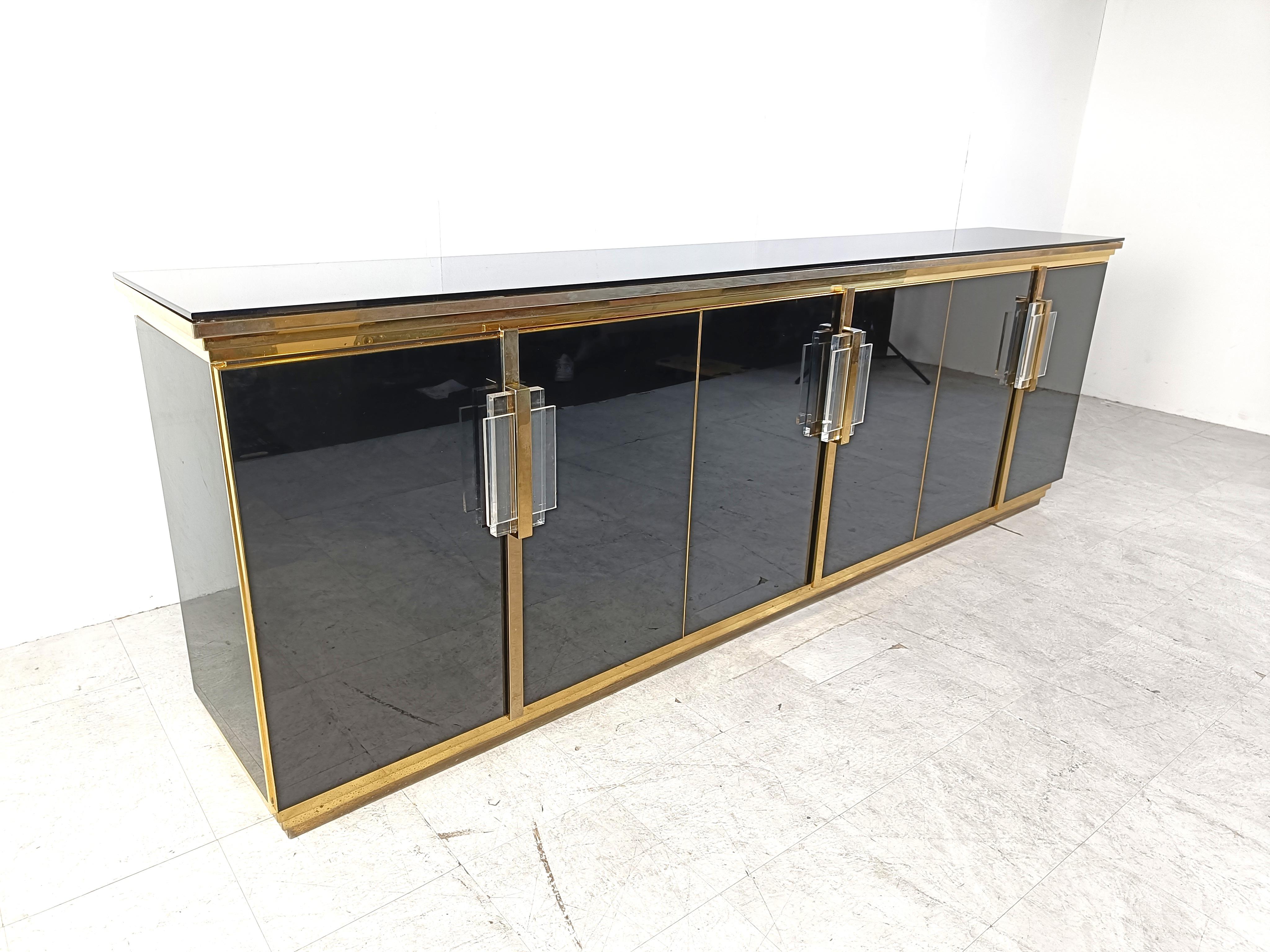 Vintage Black Lacquered and black glass credenza, 1980s 1
