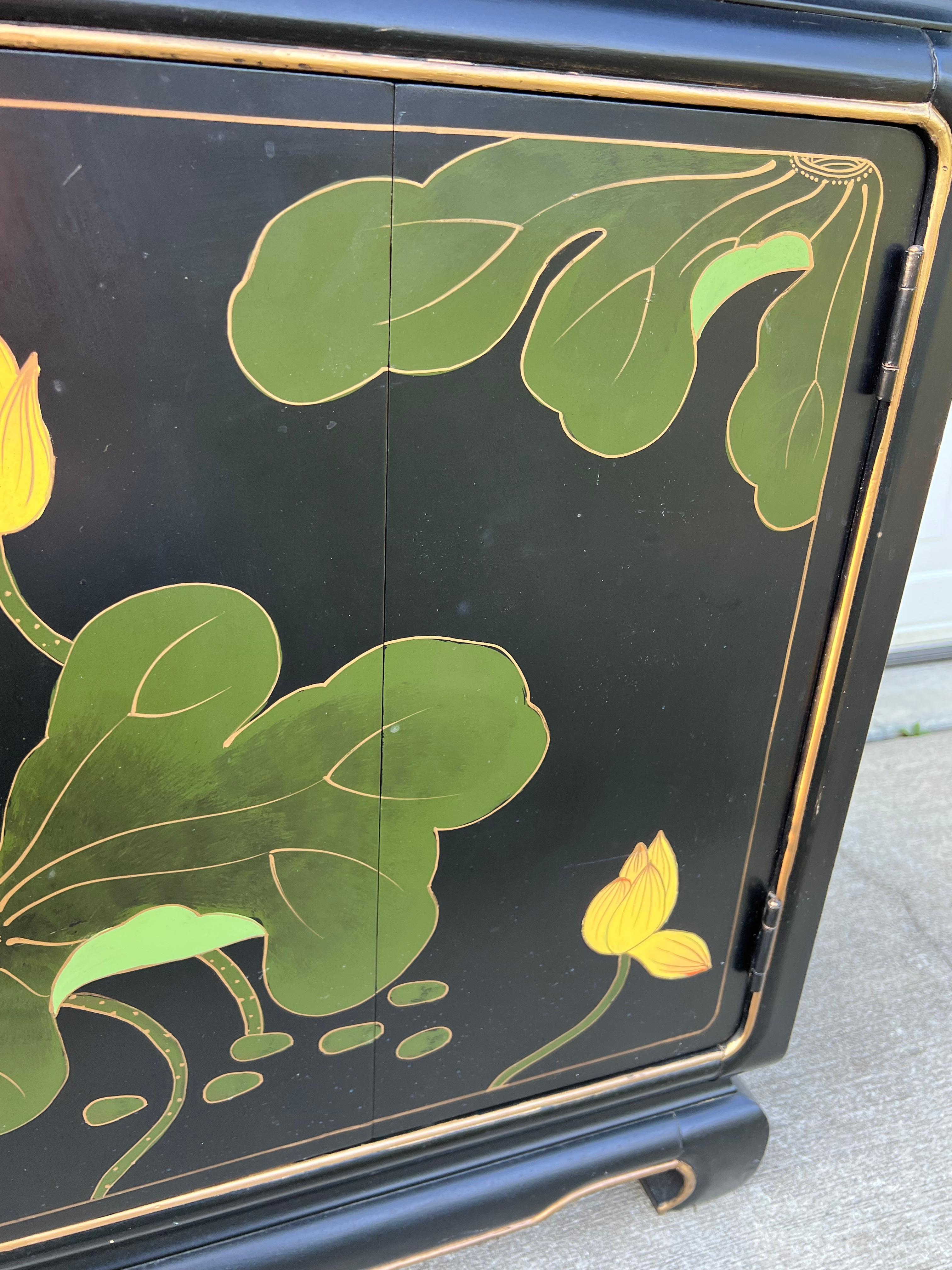 Vintage Black Lacquered Chinoiserie Buffet with Flora Design For Sale 13