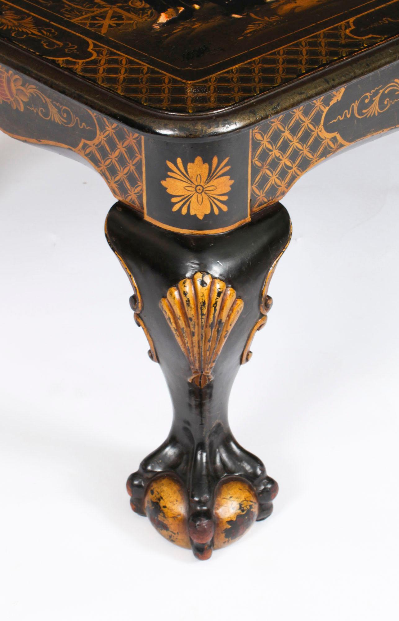 Mesa de centro vintage de Chinoiserie lacada en negro Mediados del siglo XX en venta 4