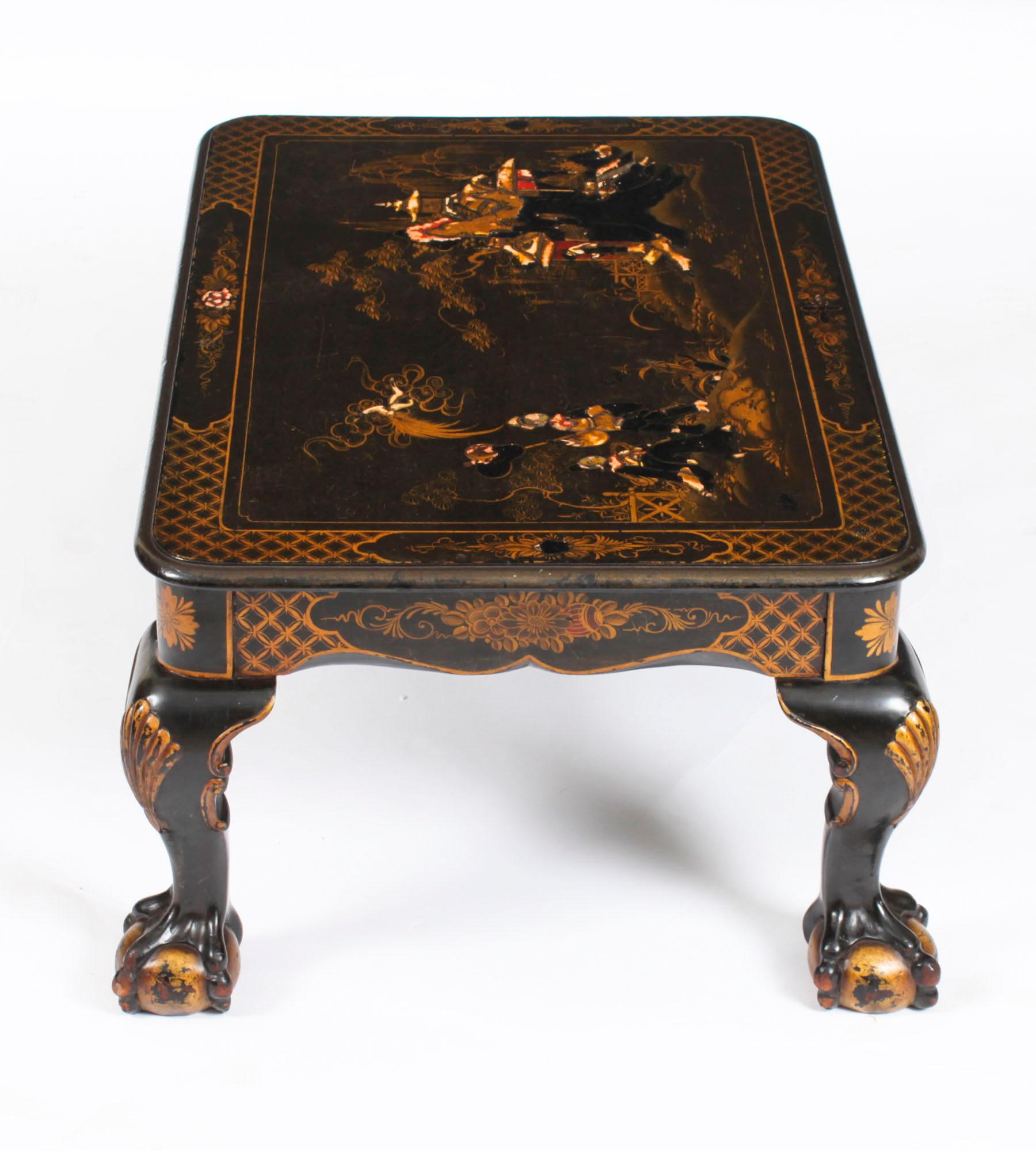 Mesa de centro vintage de Chinoiserie lacada en negro Mediados del siglo XX en venta 5