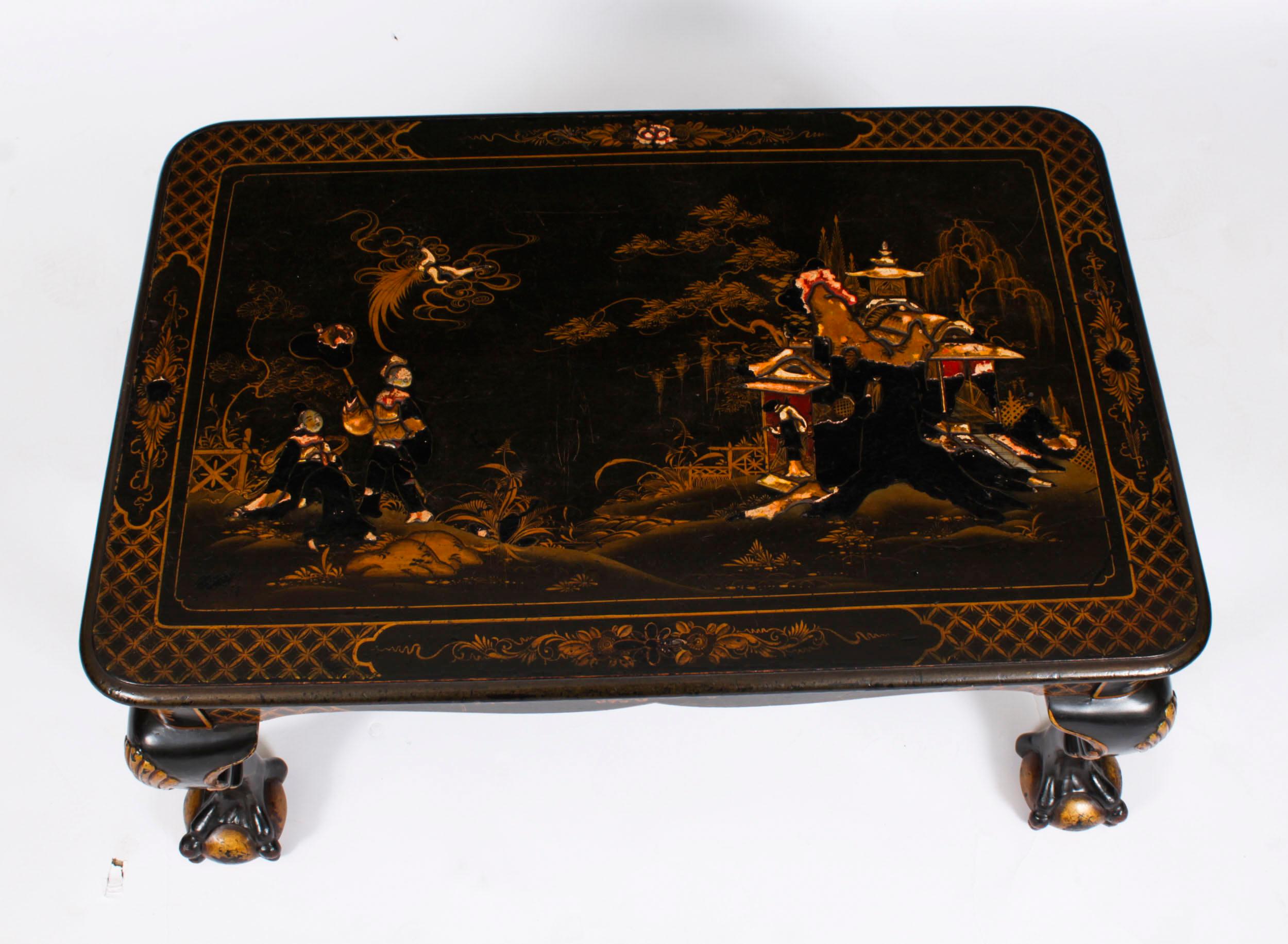 Mesa de centro vintage de Chinoiserie lacada en negro Mediados del siglo XX Inglés en venta