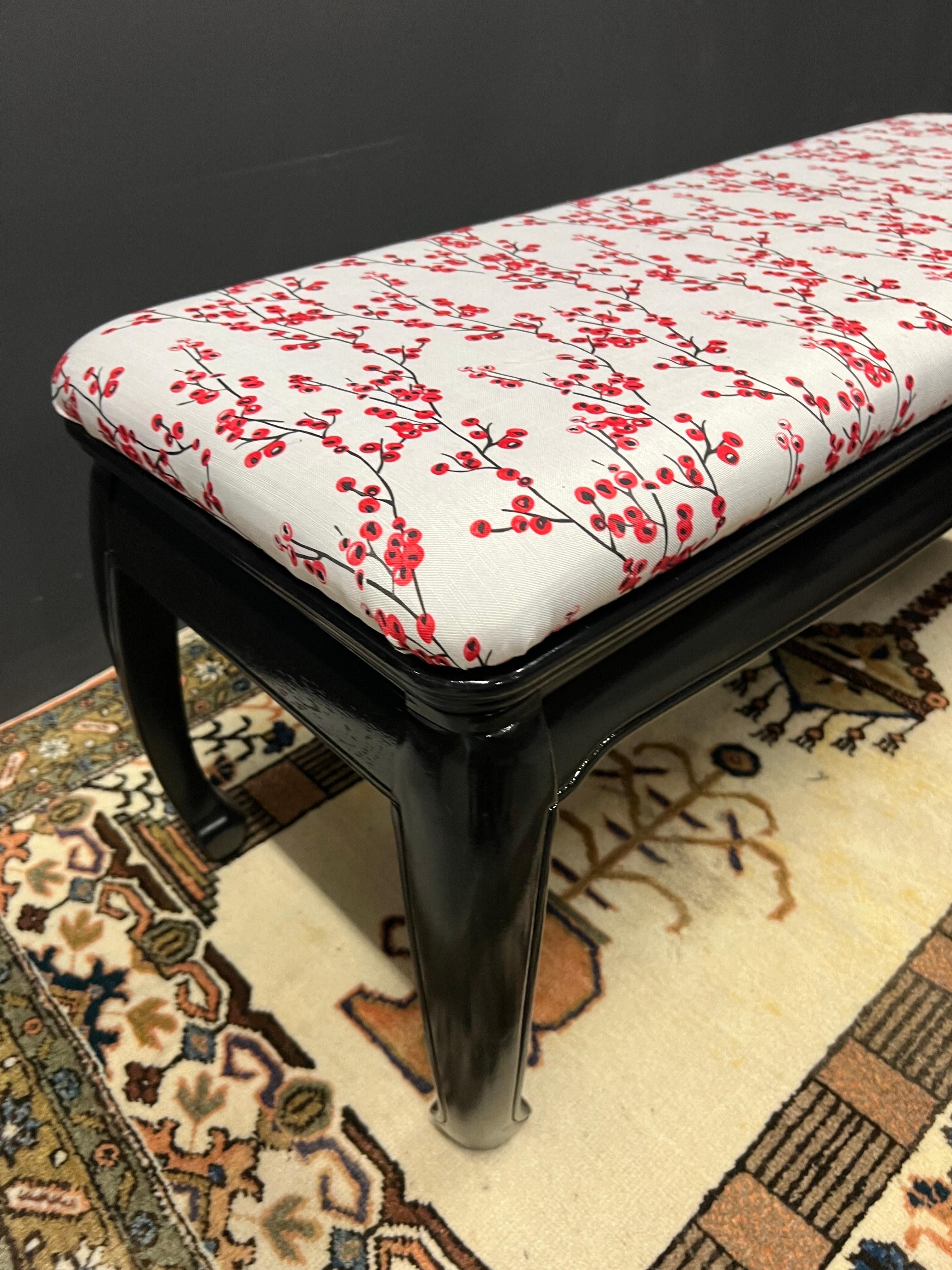 Late 20th Century Vintage Black Lacquered Ming Style Upholstered Bench For Sale