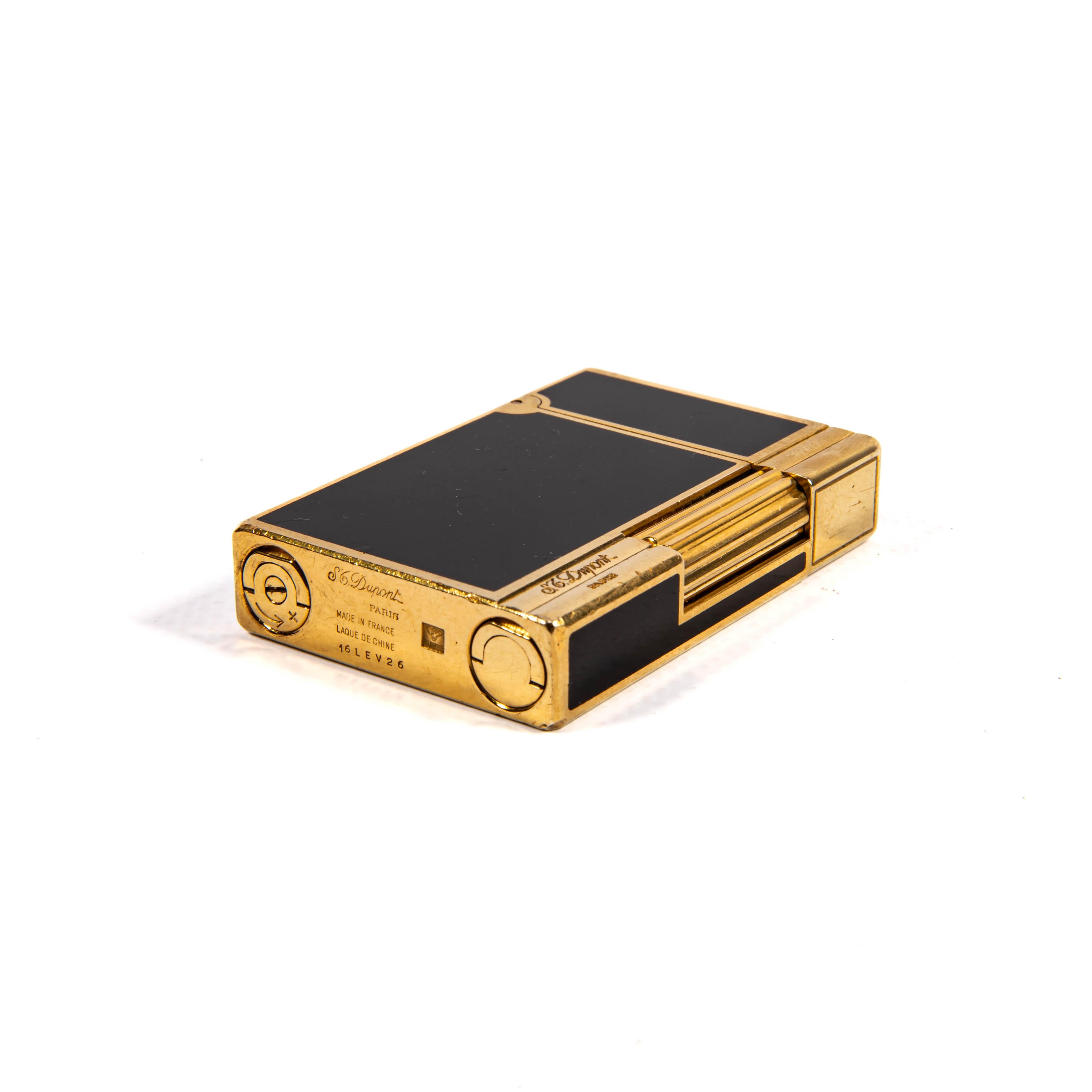 Vintage S.T. laccato nero. DUPONT Accendino Gatsby anni '90 in vendita 6