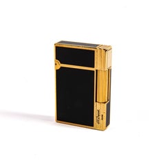 Vintage Black Lacquered S.T. DUPONT Gatsby Lighter 1990s