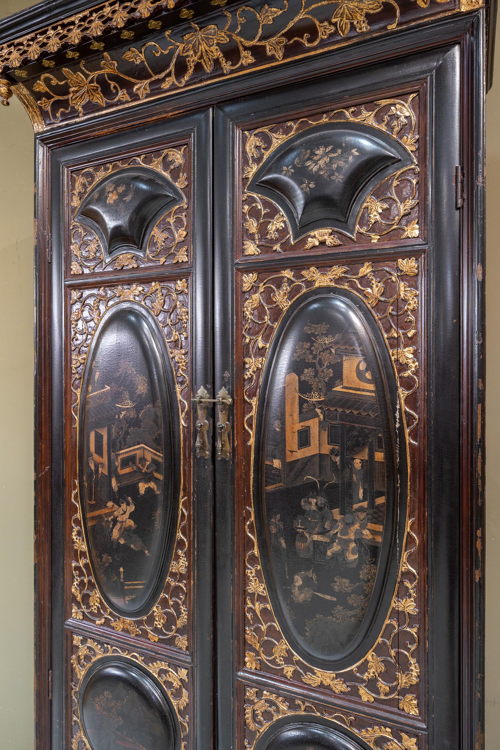 Qing Vintage Black Lacquered Wardrobe from Chaozhou, China