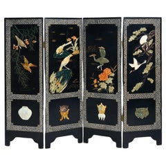 Vintage black laquered Chinese roomdivider paravent, stone carved birds, mozaic