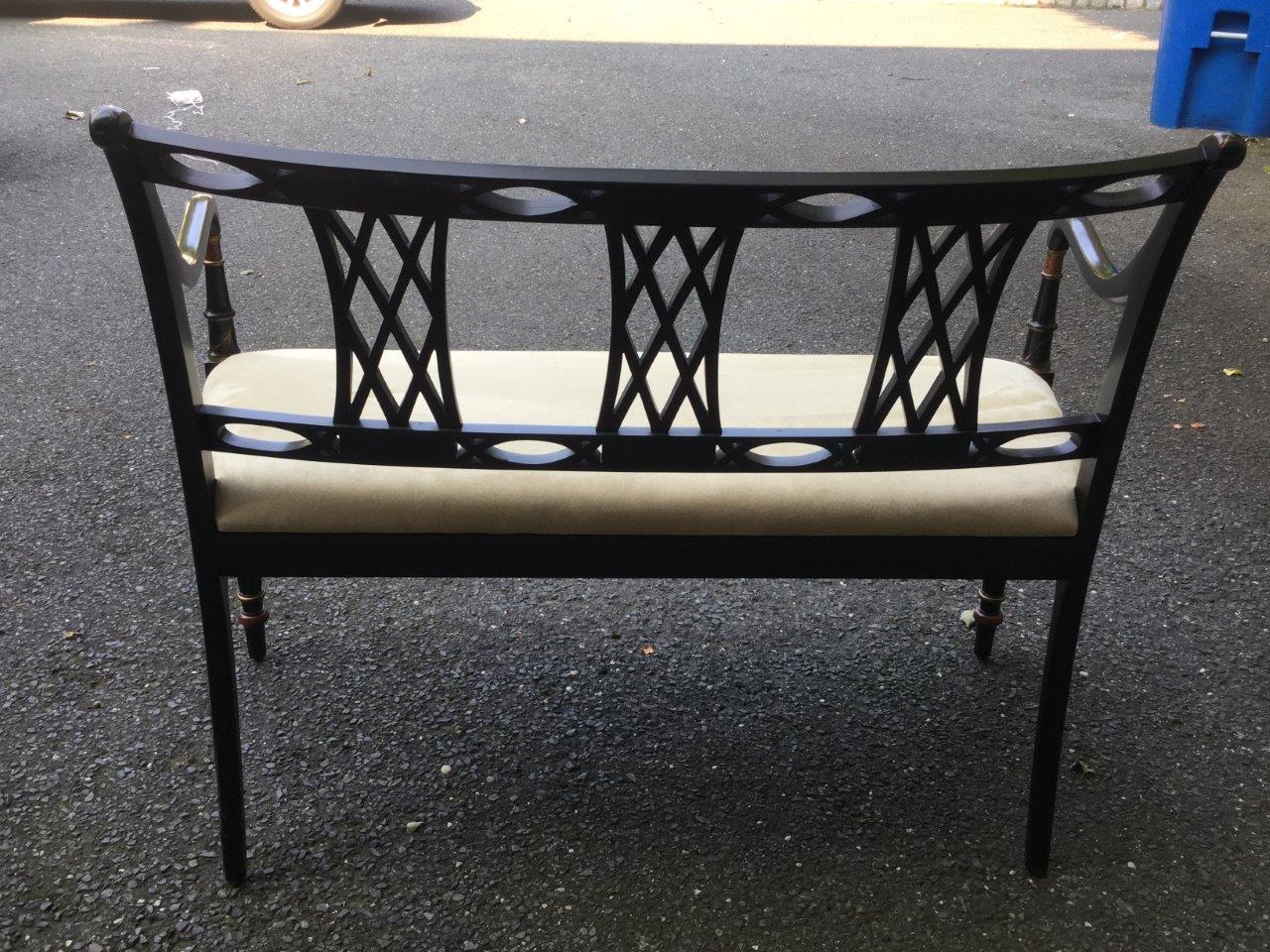 Vintage Black Laquered Hollywood Regency Settee In Good Condition In Hopewell, NJ