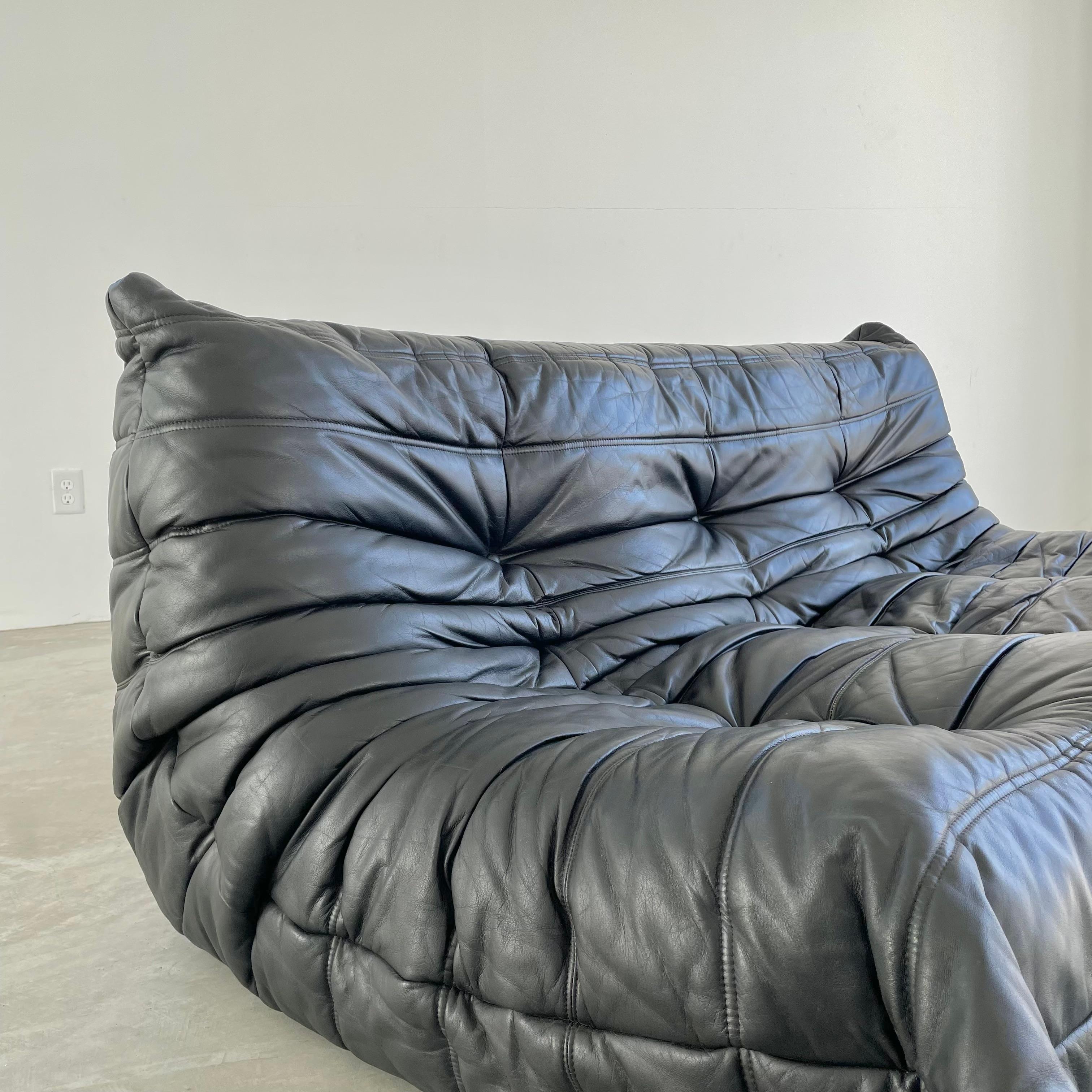 Vintage Black Leather 3 Seater Togo by Ligne Roset In Good Condition In Los Angeles, CA