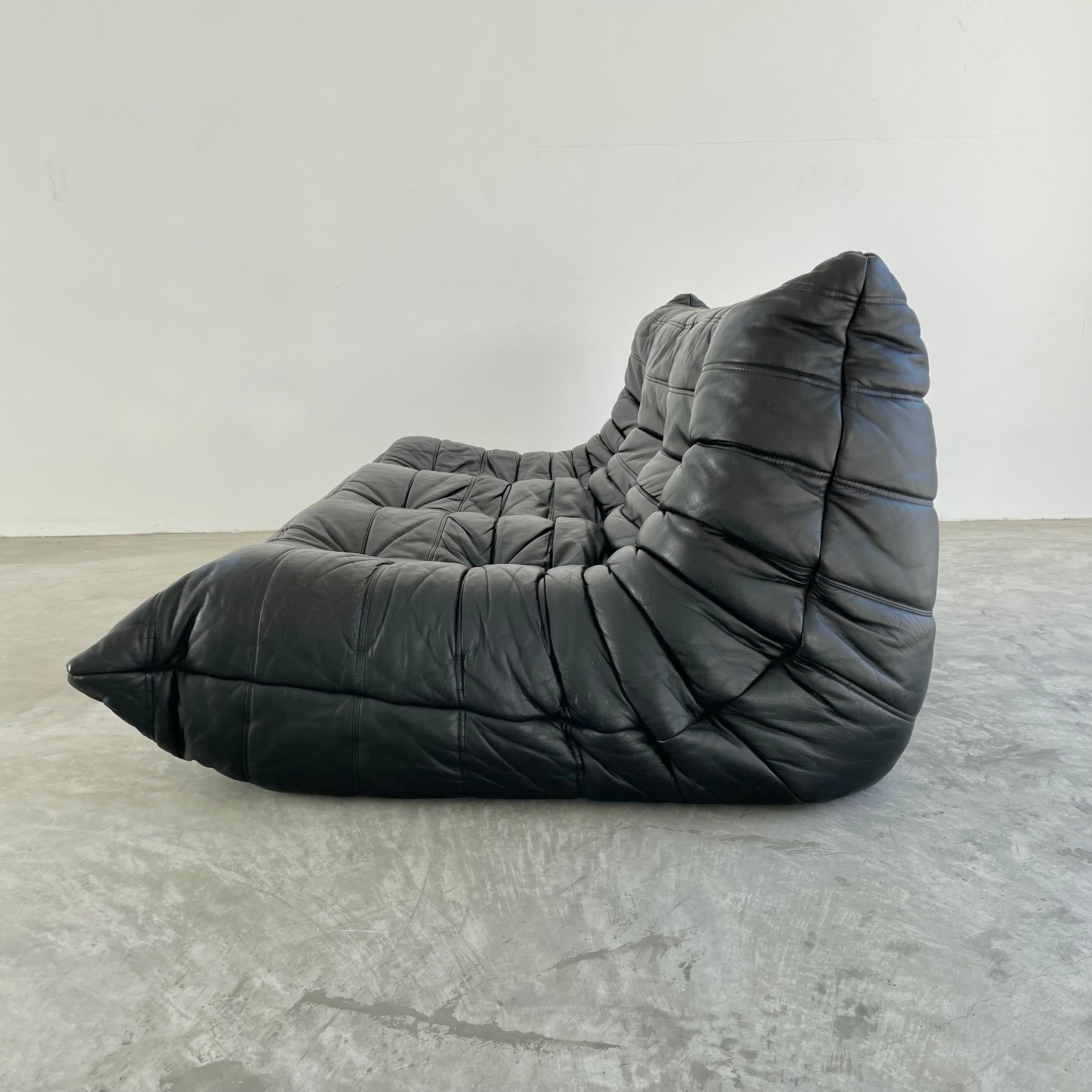 Late 20th Century Vintage Black Leather 3 Seater Togo by Ligne Roset