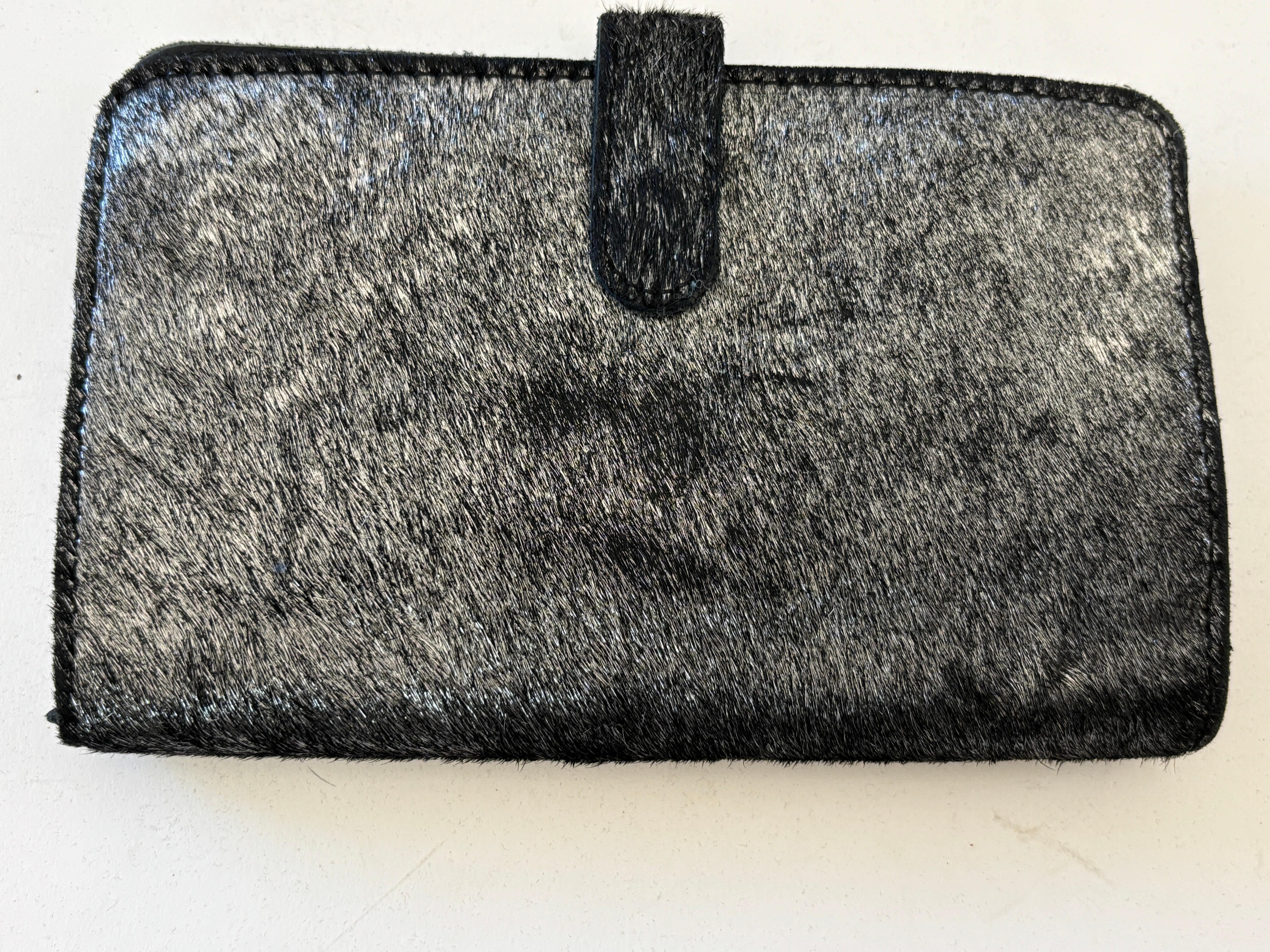 Cartera vintage Linea Pelle de piel negra y pelo de poni en venta 1