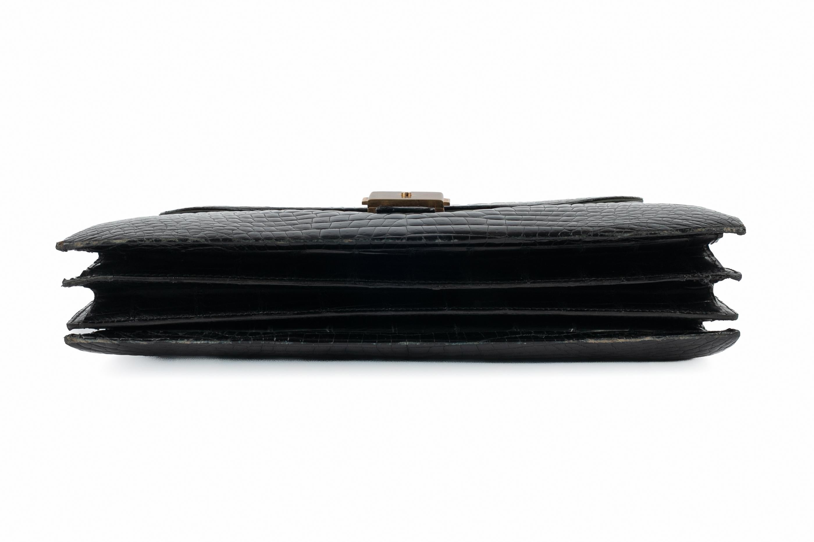 Vintage black leather bag / briefcase For Sale 1