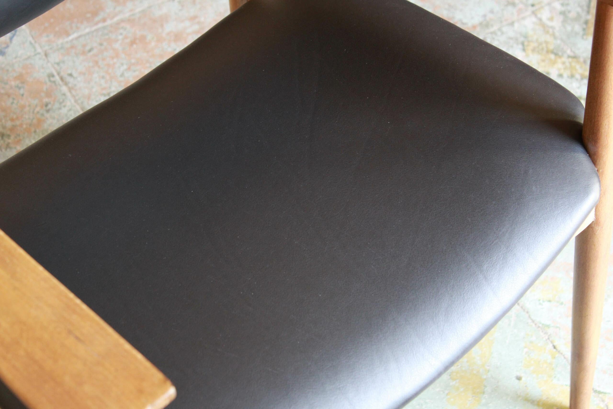 Vintage Black Leather Desk Office Chairs, Anonima Castelli For Sale 3