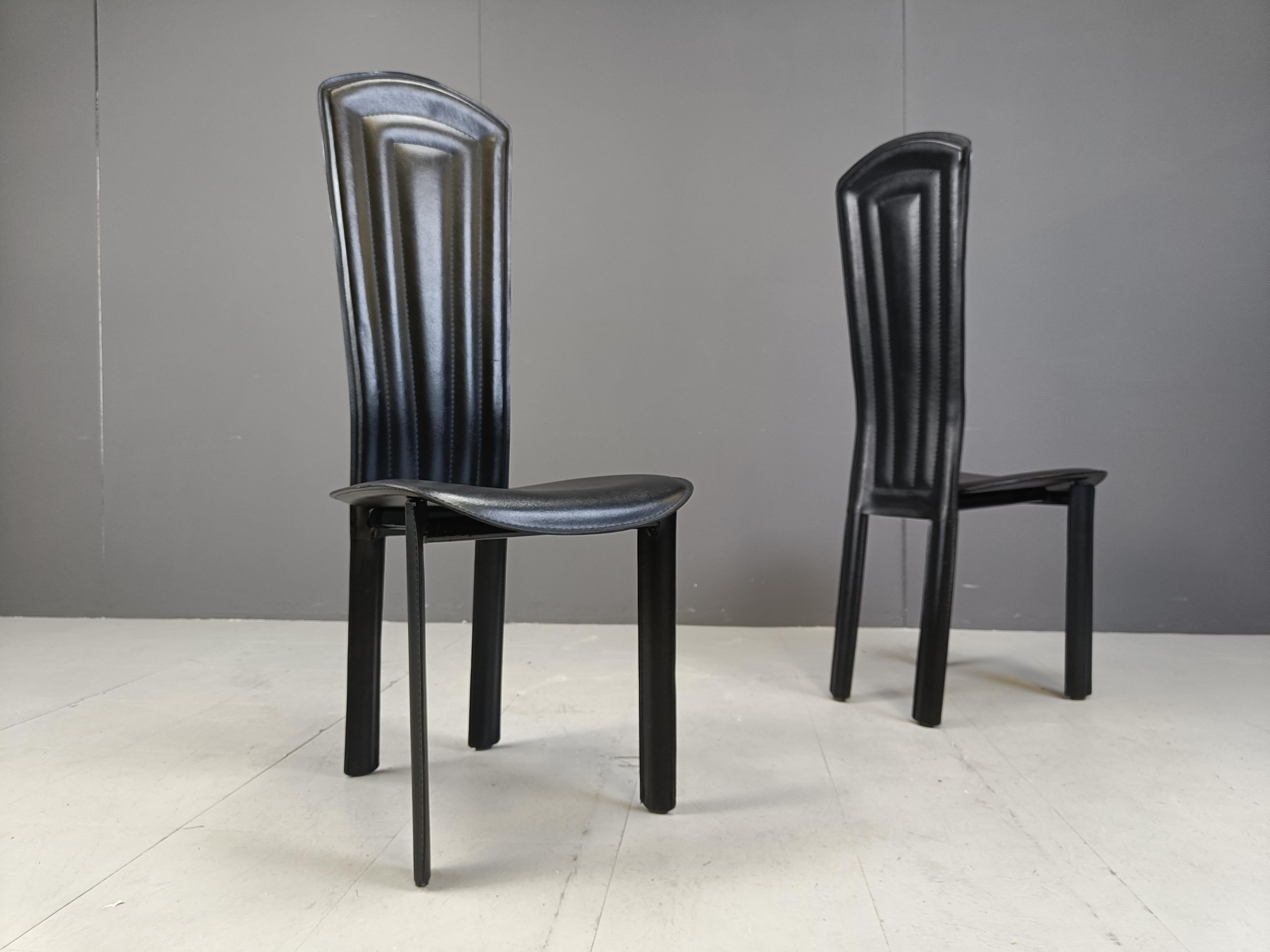 Esszimmerstühle aus schwarzem Leder, 4er-Set, 1980er-Jahre im Angebot 2