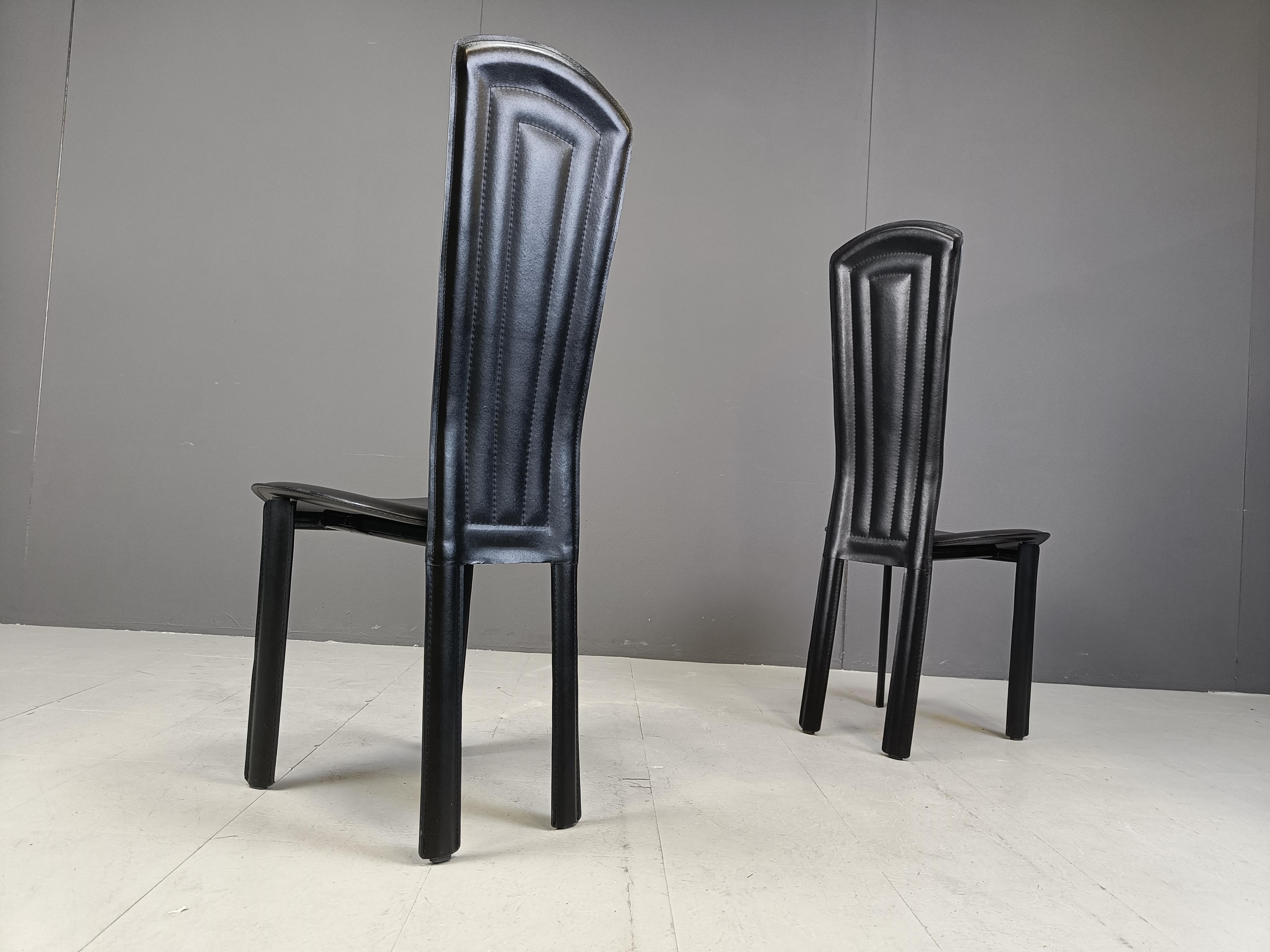 Esszimmerstühle aus schwarzem Leder, 4er-Set, 1980er-Jahre im Angebot 3