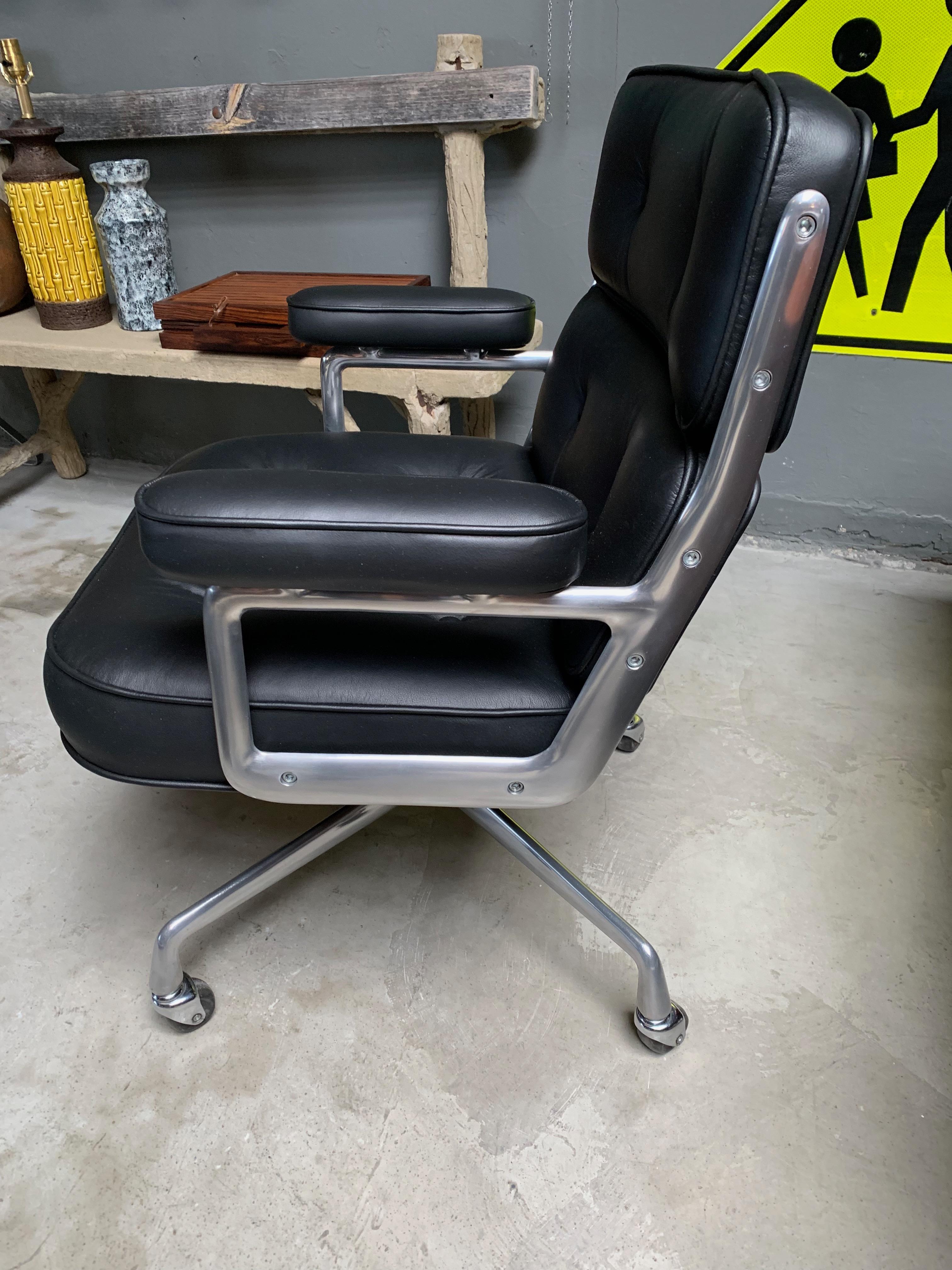 vintage eames office chair