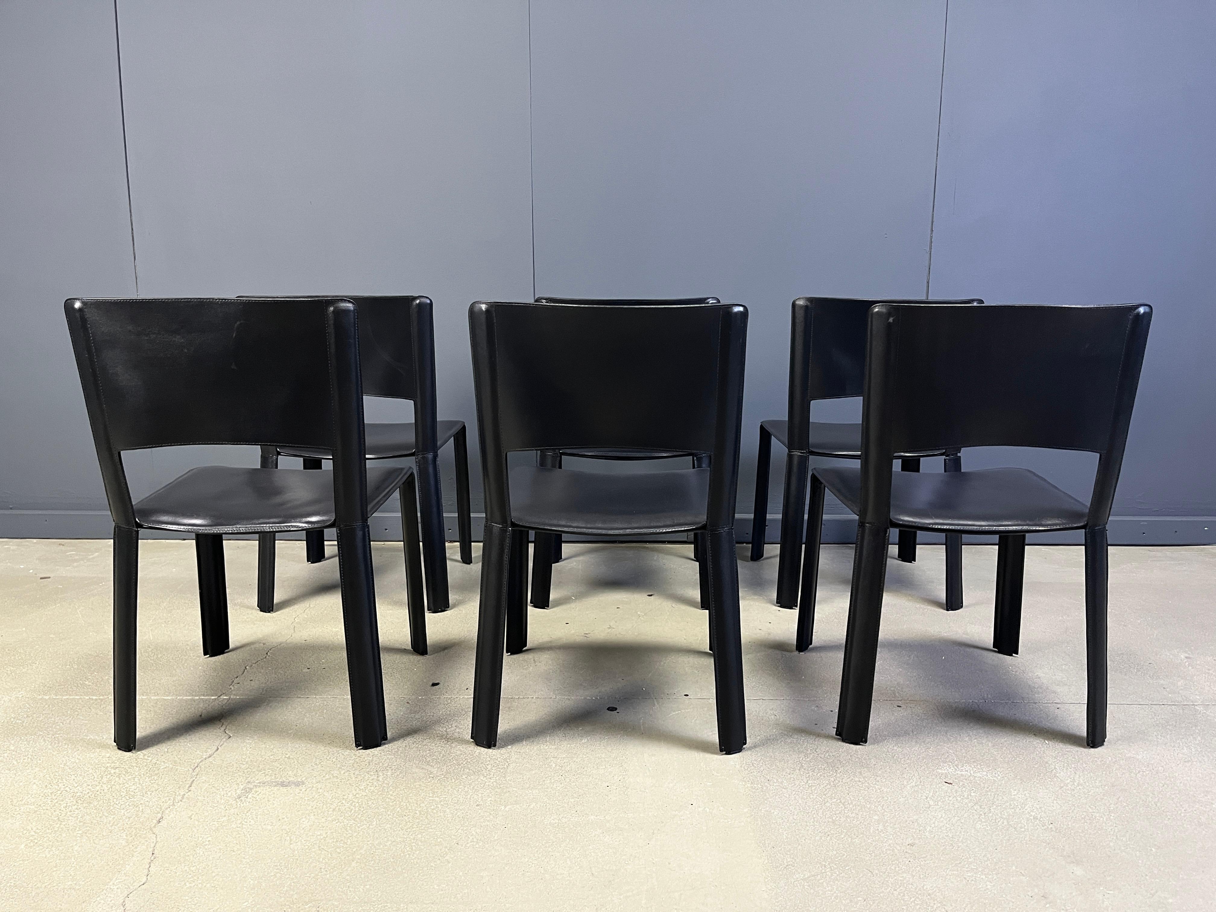 Italian Vintage black leather italian dining chairs, set of 6 - 1980s For Sale