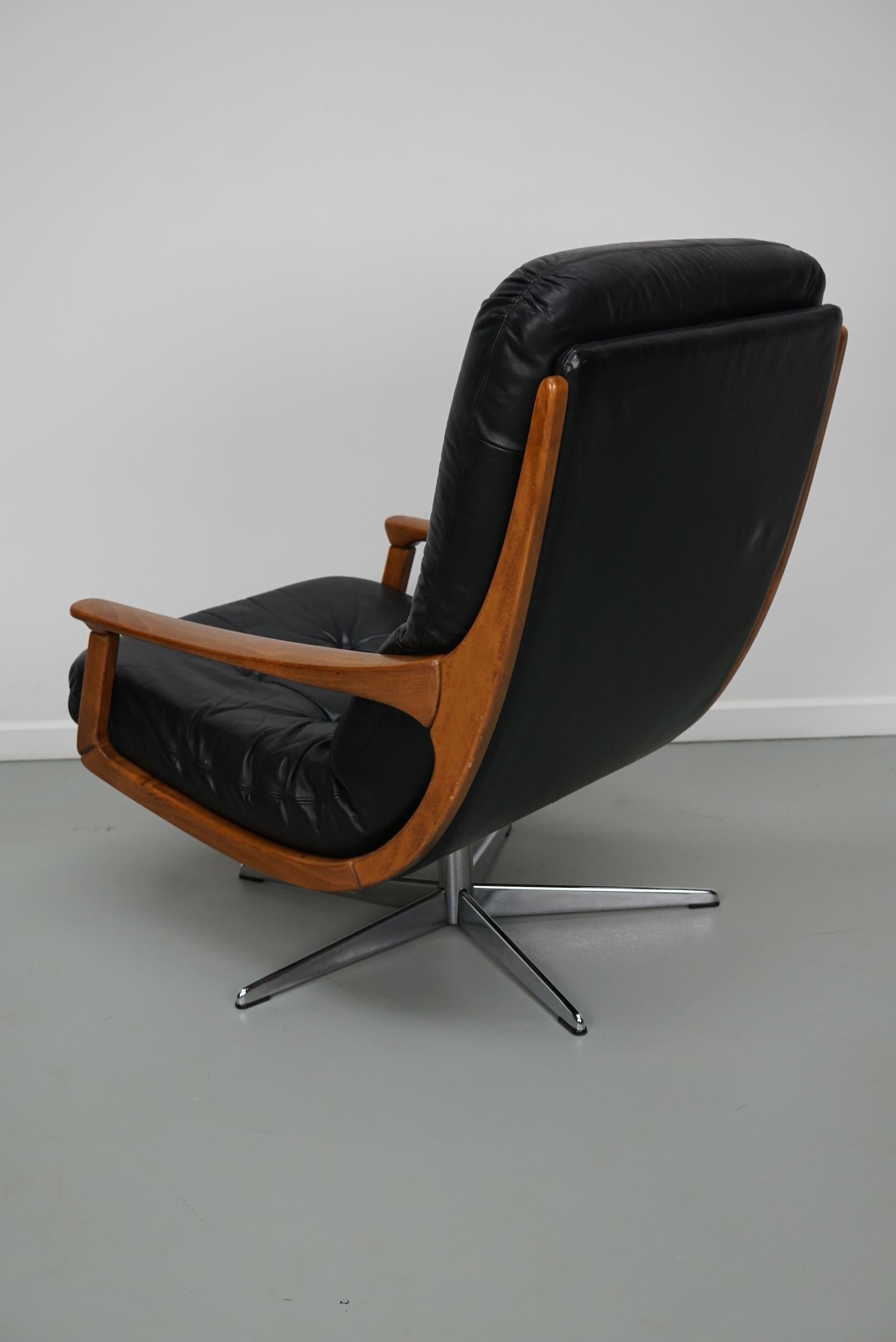 Vintage Black Leather Lounge Chair by Eugen Schmidt For Soloform, 1960s 6