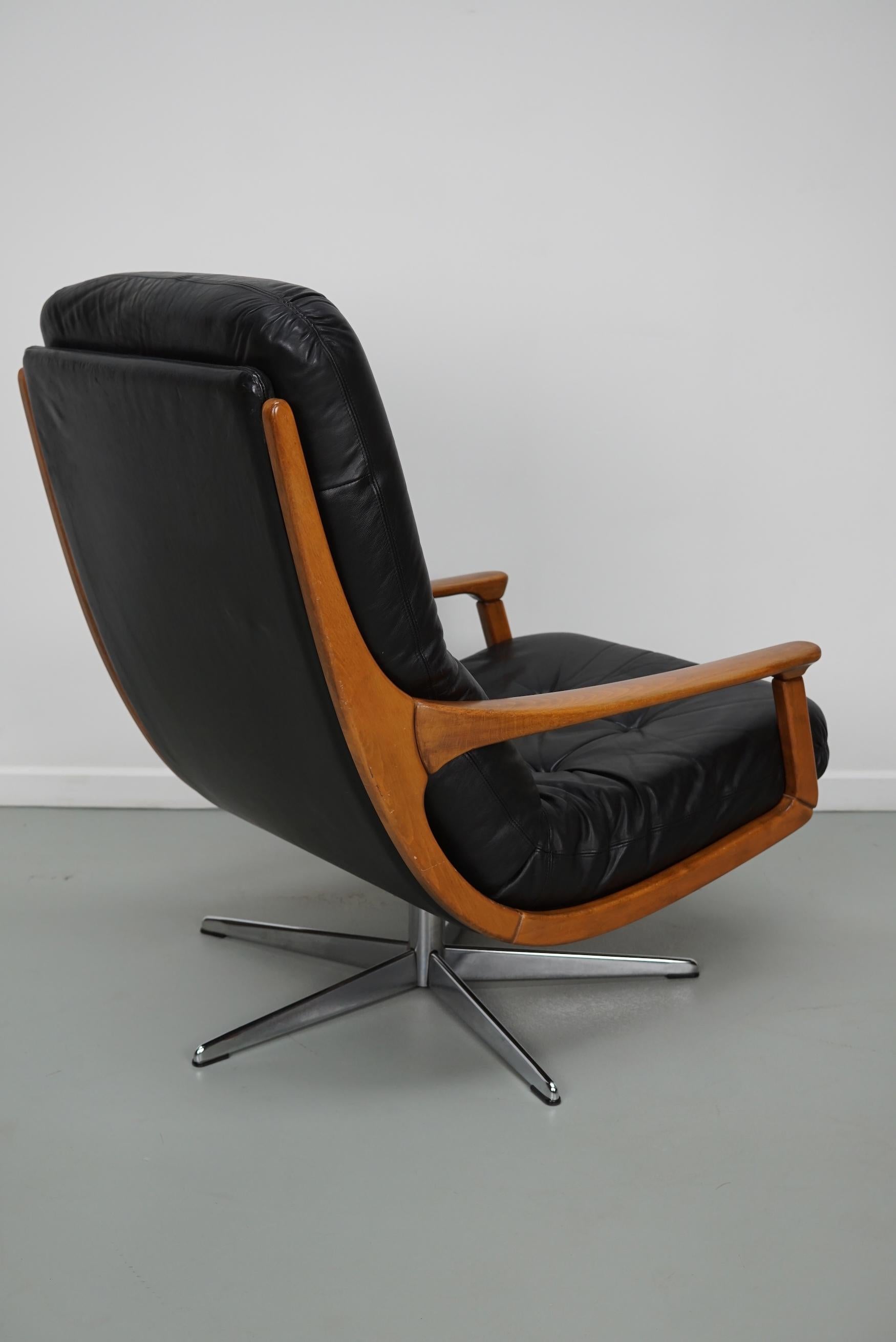 Vintage Black Leather Lounge Chair by Eugen Schmidt For Soloform, 1960s 10