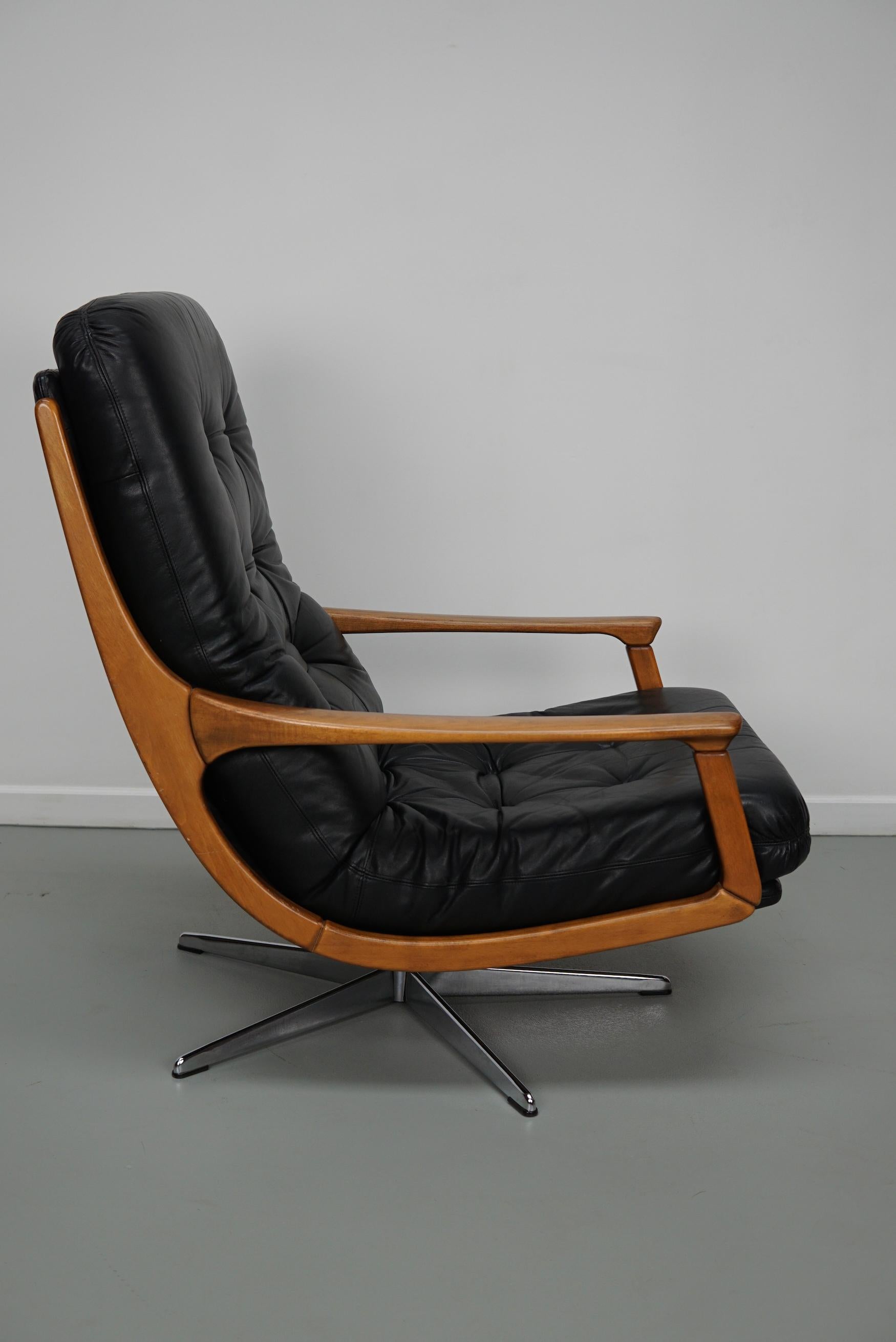 Vintage Black Leather Lounge Chair by Eugen Schmidt For Soloform, 1960s 11