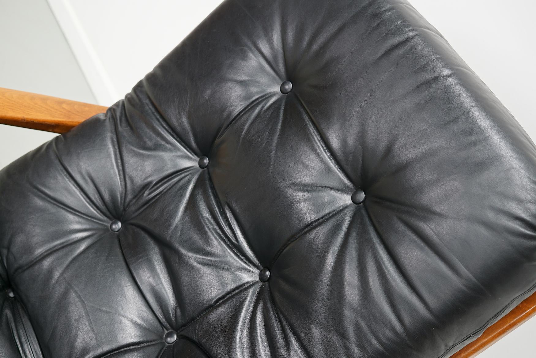 European Vintage Black Leather Lounge Chair by Eugen Schmidt For Soloform, 1960s