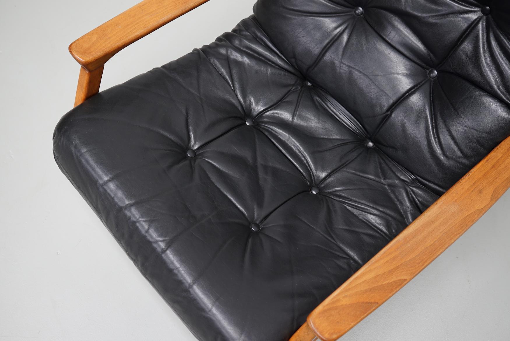 Mid-20th Century Vintage Black Leather Lounge Chair by Eugen Schmidt For Soloform, 1960s