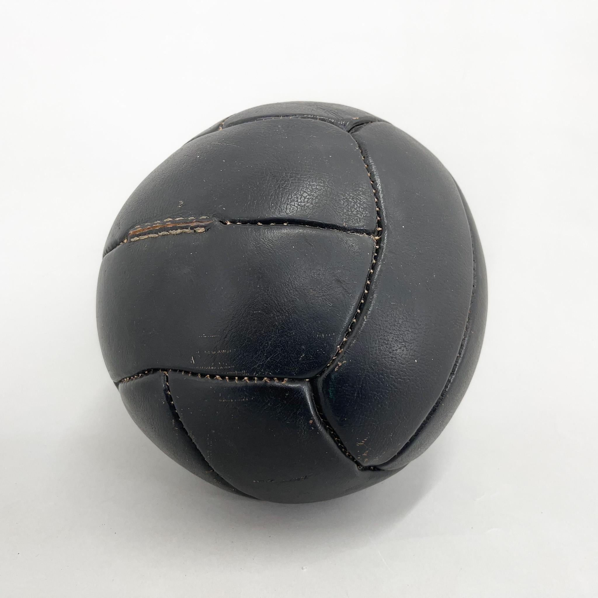 Vintage Black Leather Medicine Ball by Gala, 1930s  In Good Condition For Sale In Praha, CZ