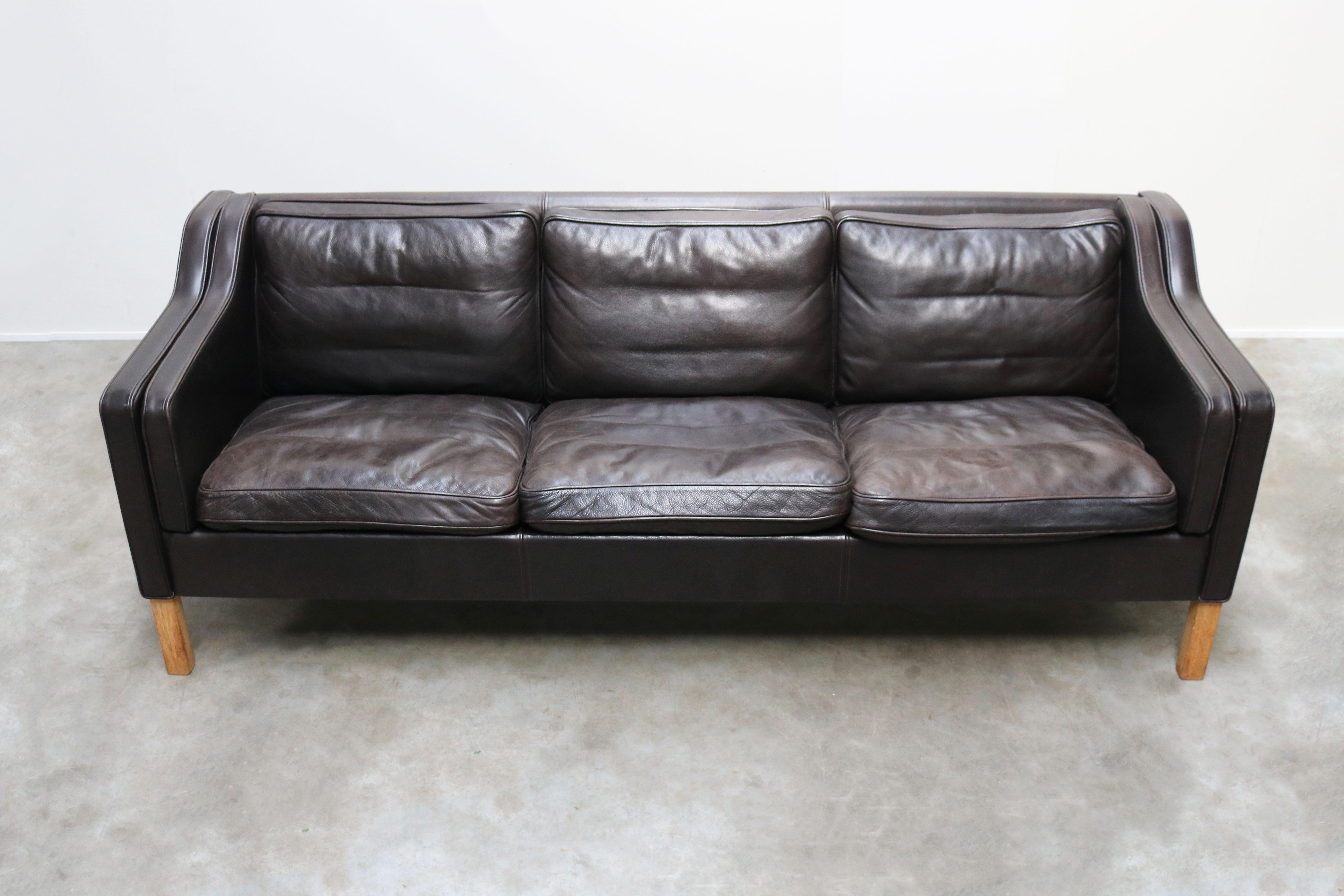 Vintage Black Leather Sofa 2213 by Børge Mogensen for Fredericia 1960 Three-Seat 6