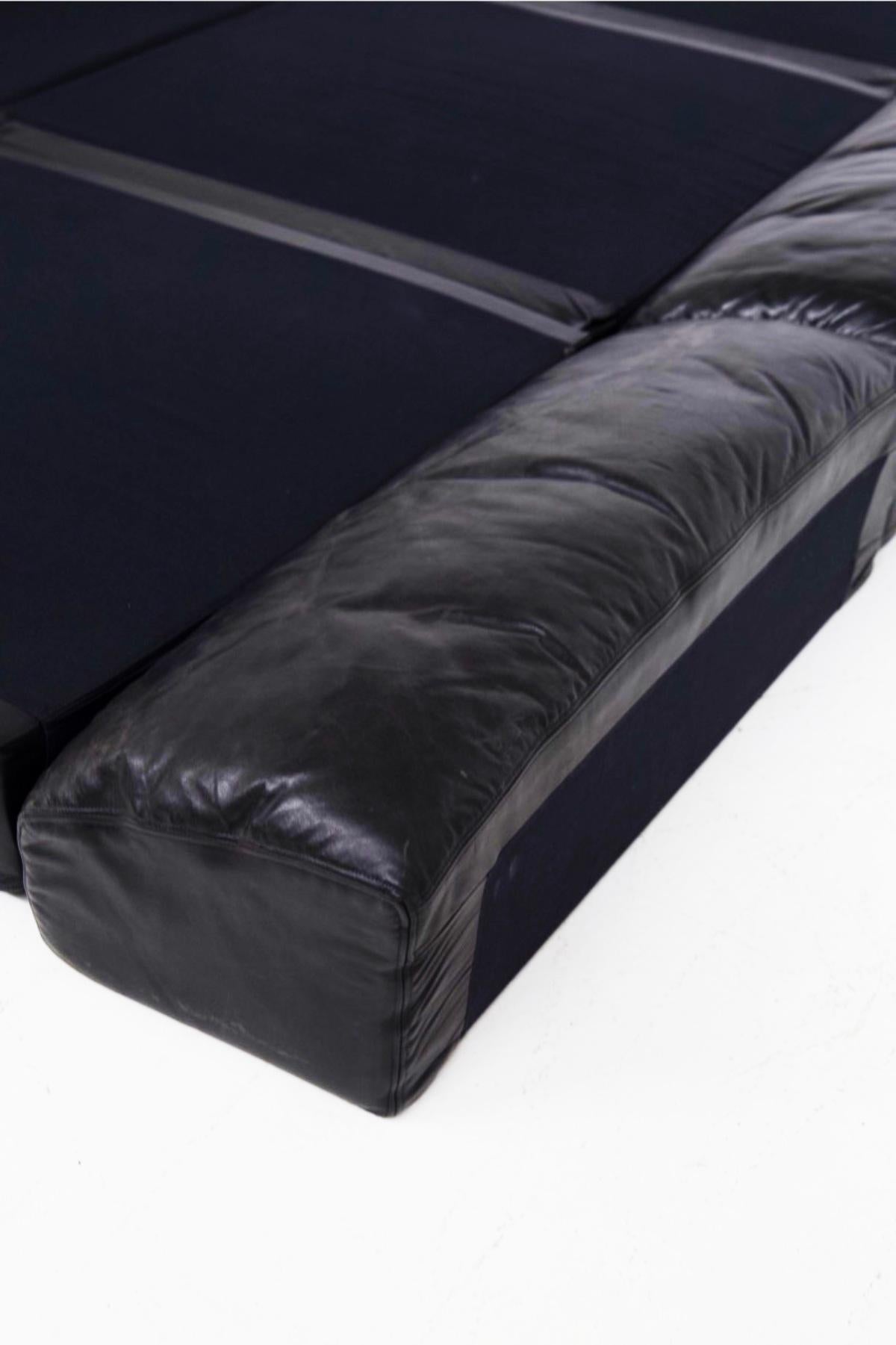 Italian Vintage Black Leather Sofa Ds76 Sofart