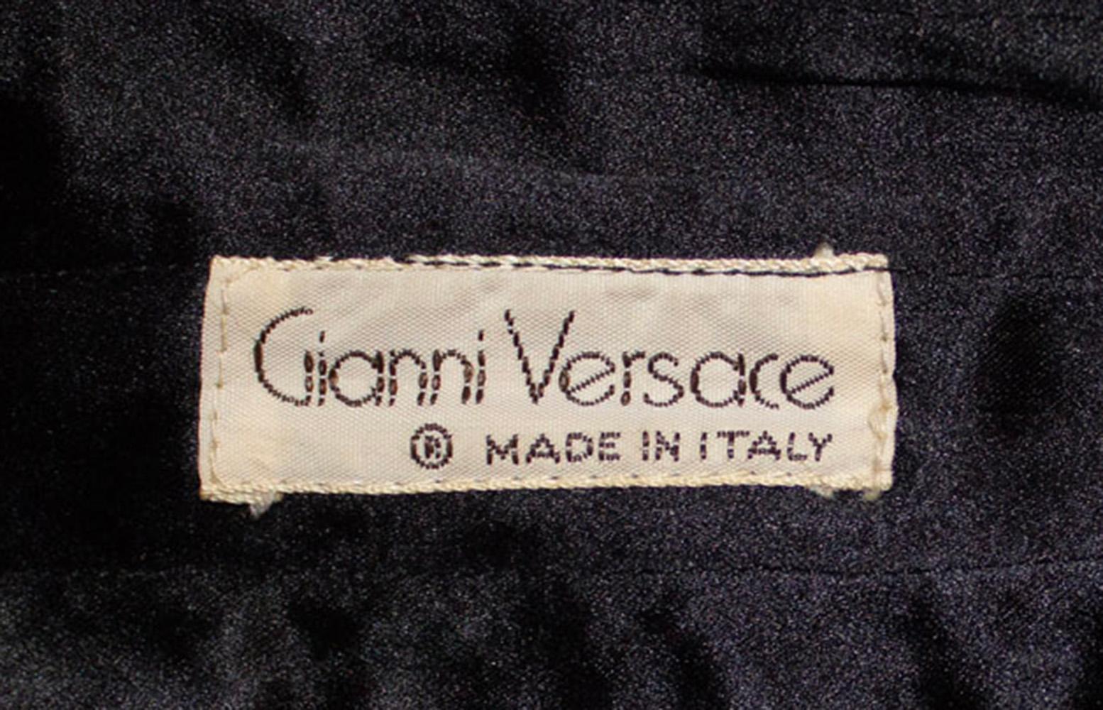 Vintage Black Linen and Silk Trousers by Gianni Versace For Sale 2