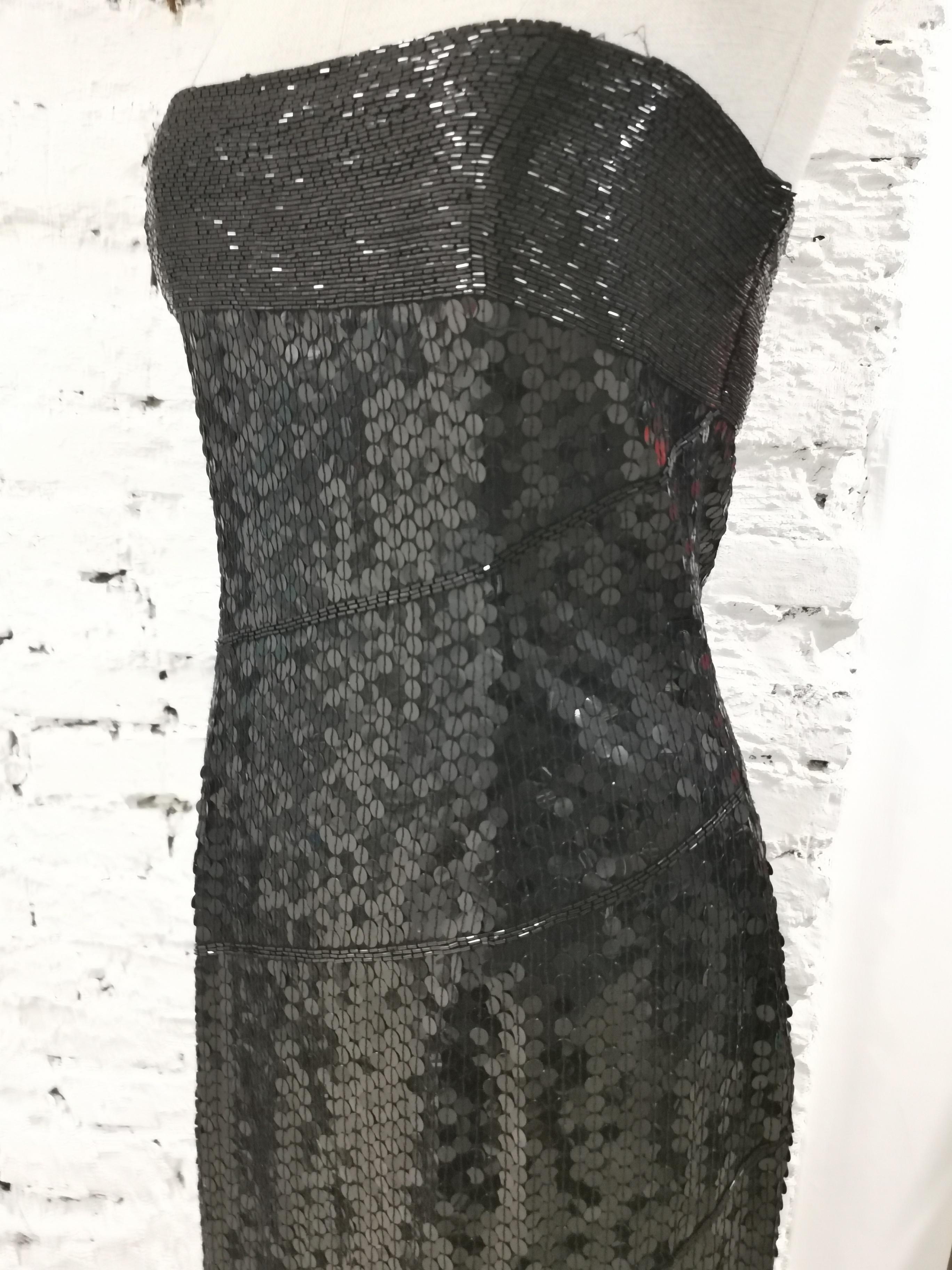Vintage black long beads dress
Size UK 14
NWOT
