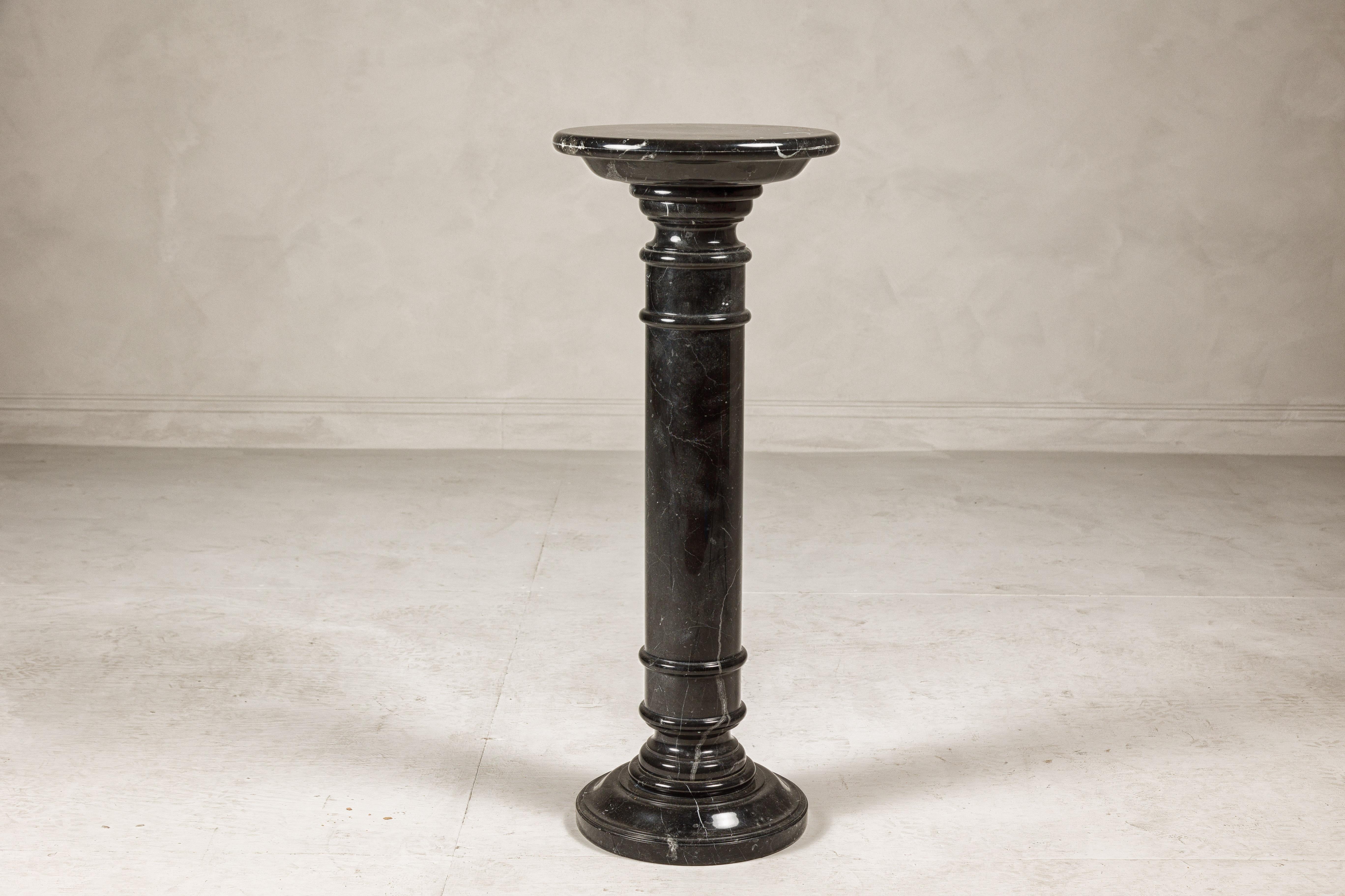 Vintage Black Marble Column Pedestal with White Veining and Stepped Base For Sale 3