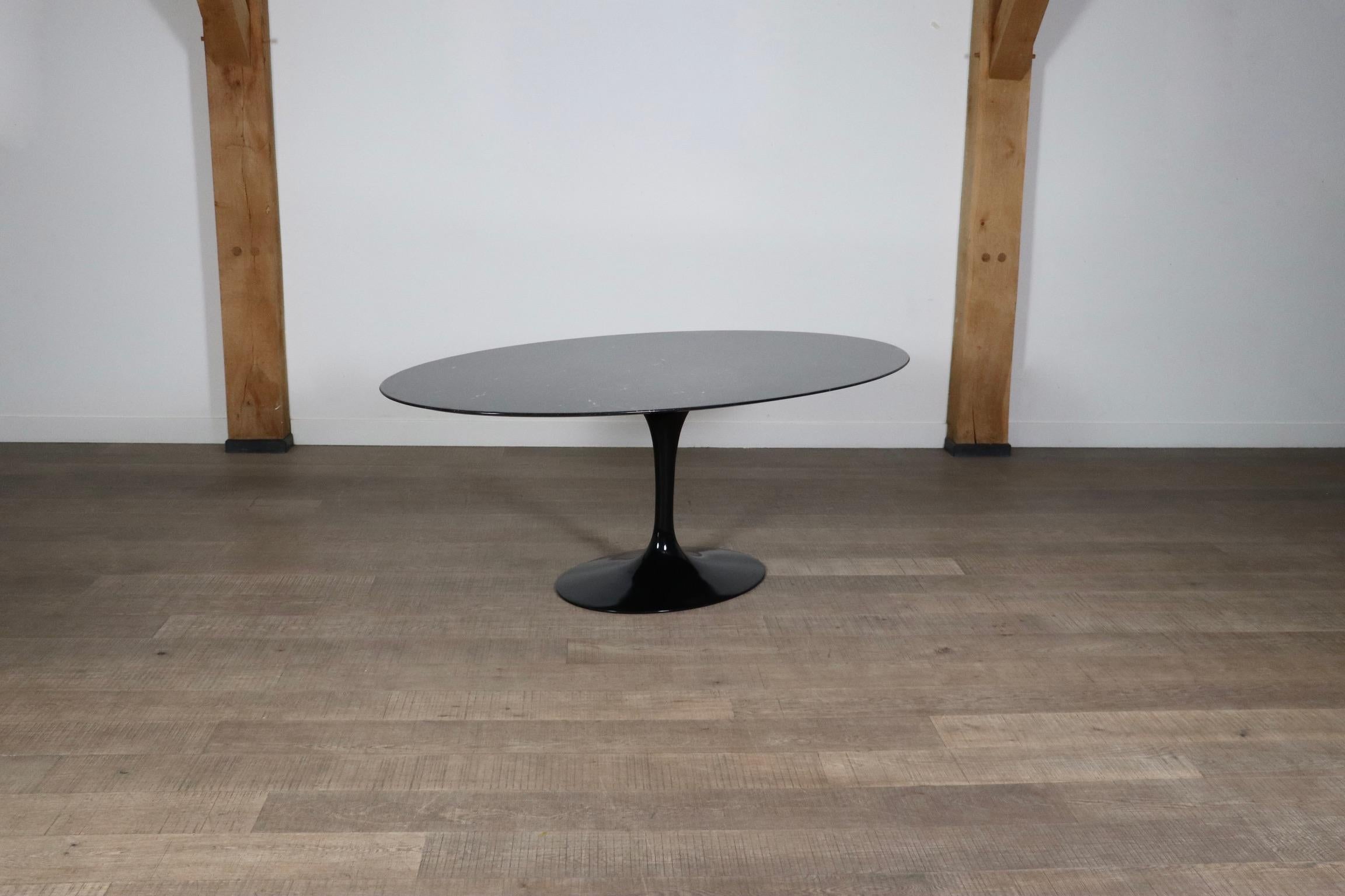 Vintage Black Marble Tulip Oval Dining Table By Eero Saarinen For Knoll, 1970s 5