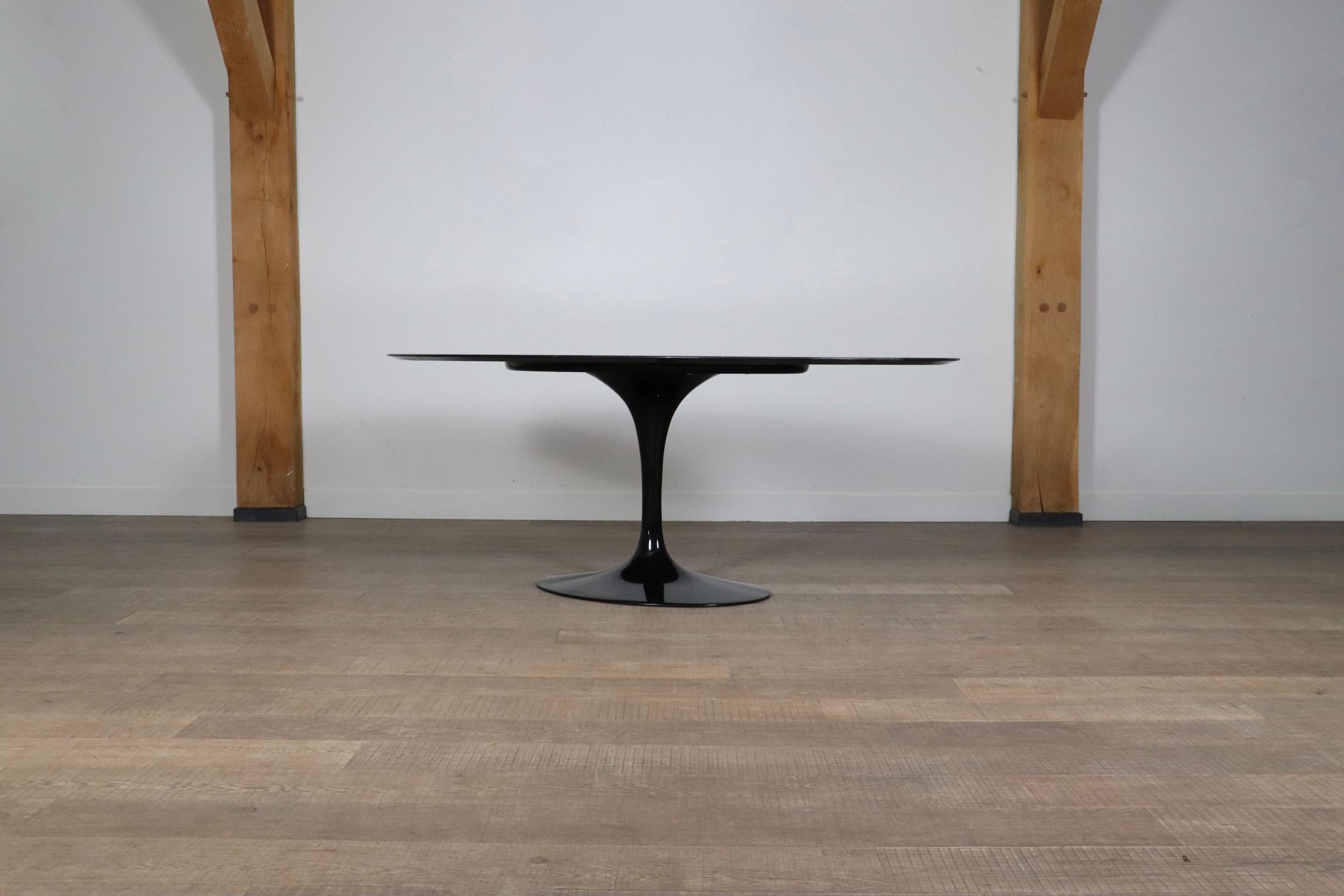 Vintage Black Marble Tulip Oval Dining Table By Eero Saarinen For Knoll, 1970s For Sale 6