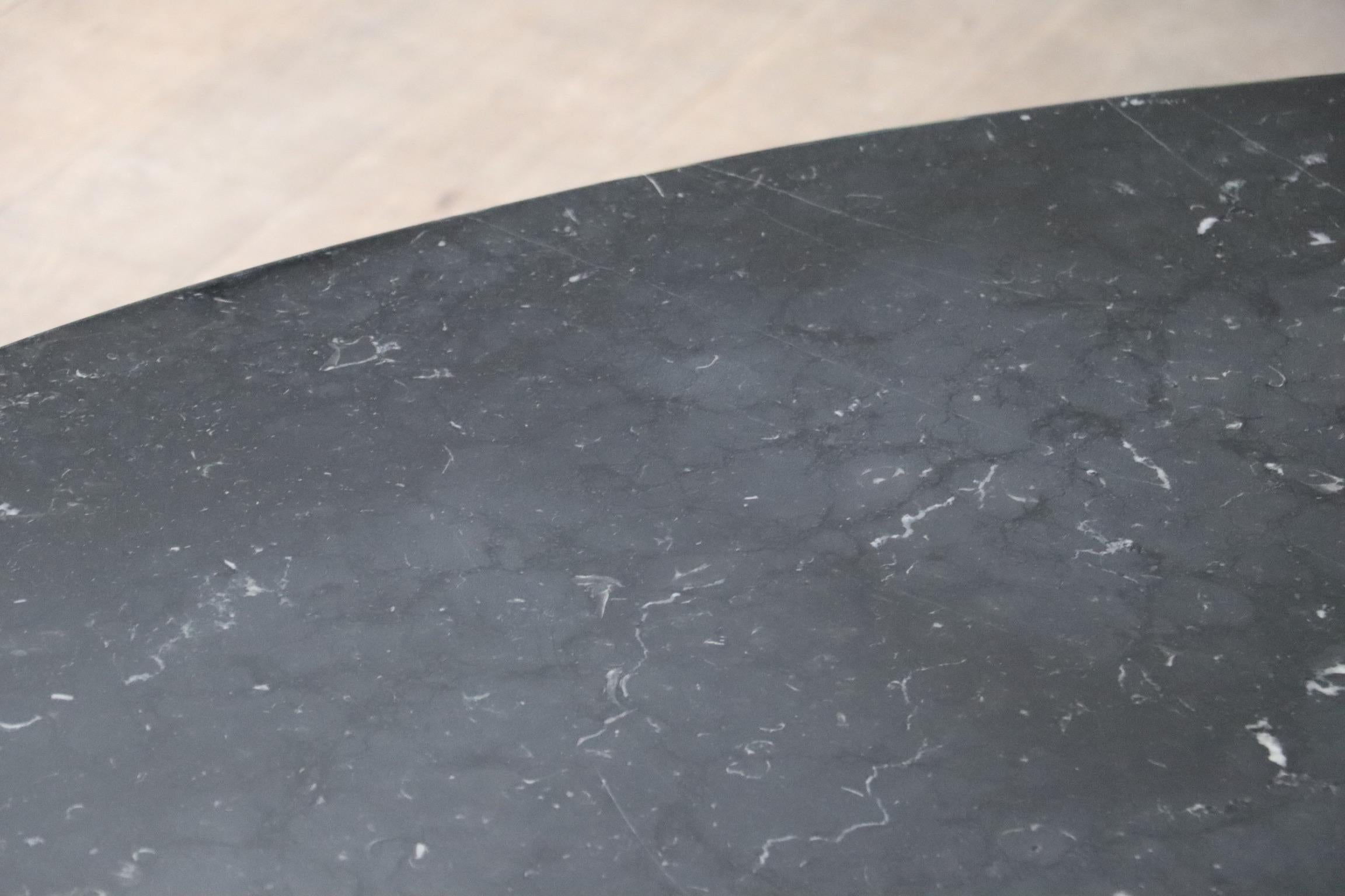 Vintage Black Marble Tulip Oval Dining Table By Eero Saarinen For Knoll, 1970s 1
