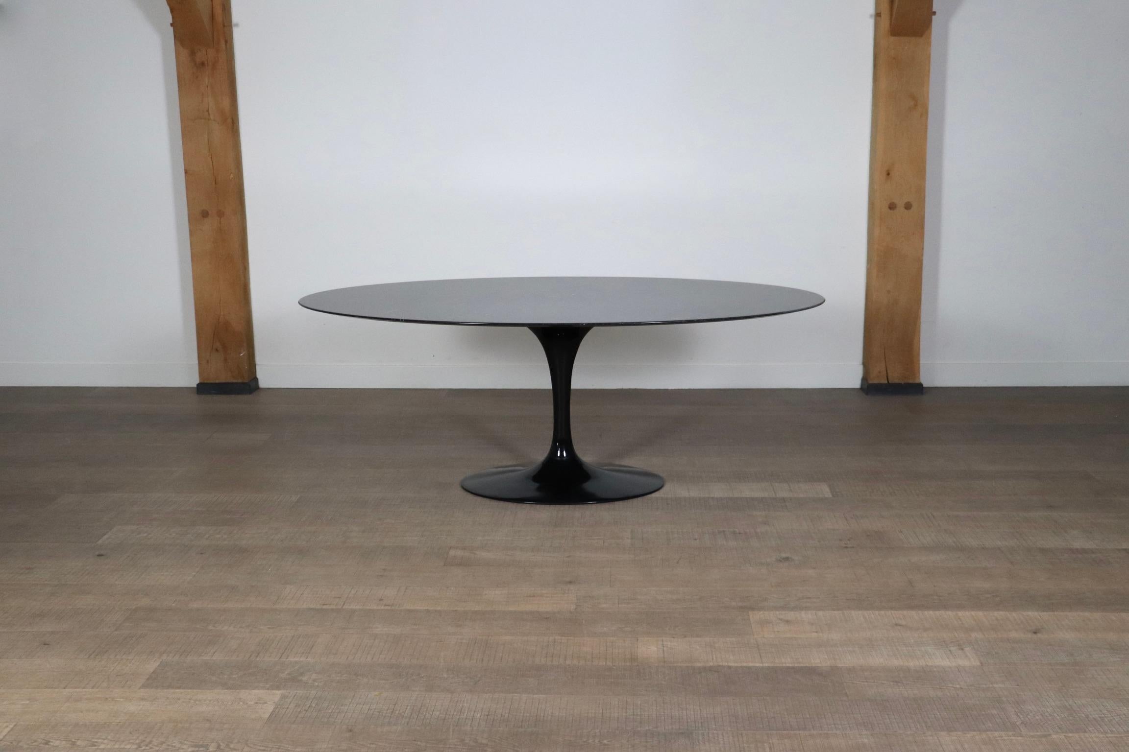Vintage Black Marble Tulip Oval Dining Table By Eero Saarinen For Knoll, 1970s For Sale 2