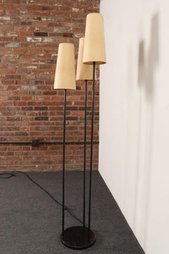 Vintage-Black-Metal-Stehlampe mit drei Leuchten und Lampenschirmen von David Wurster