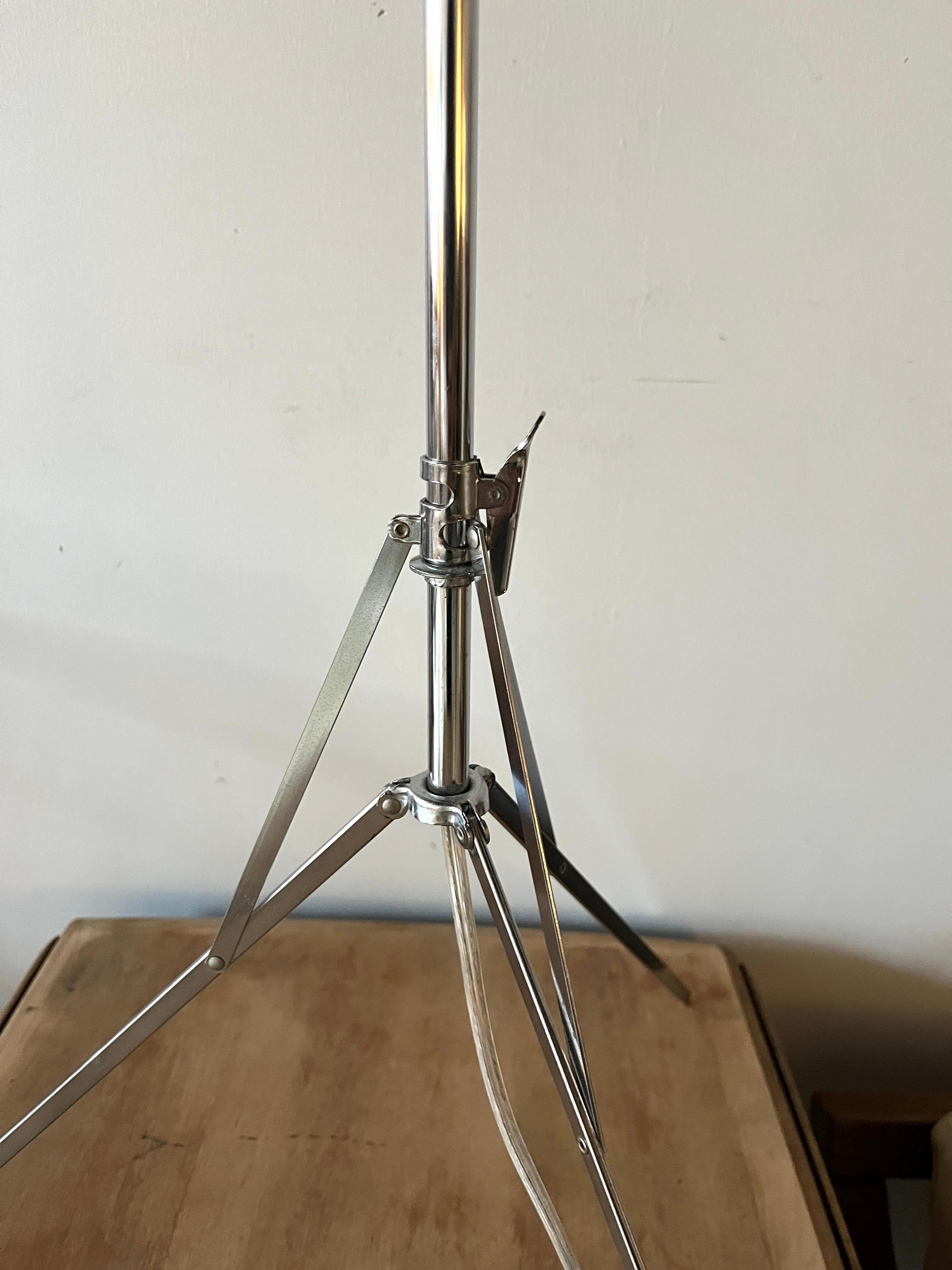American Vintage Black Mid Century Tripod Telescoping Lamp ... 1970s Floor Lamp