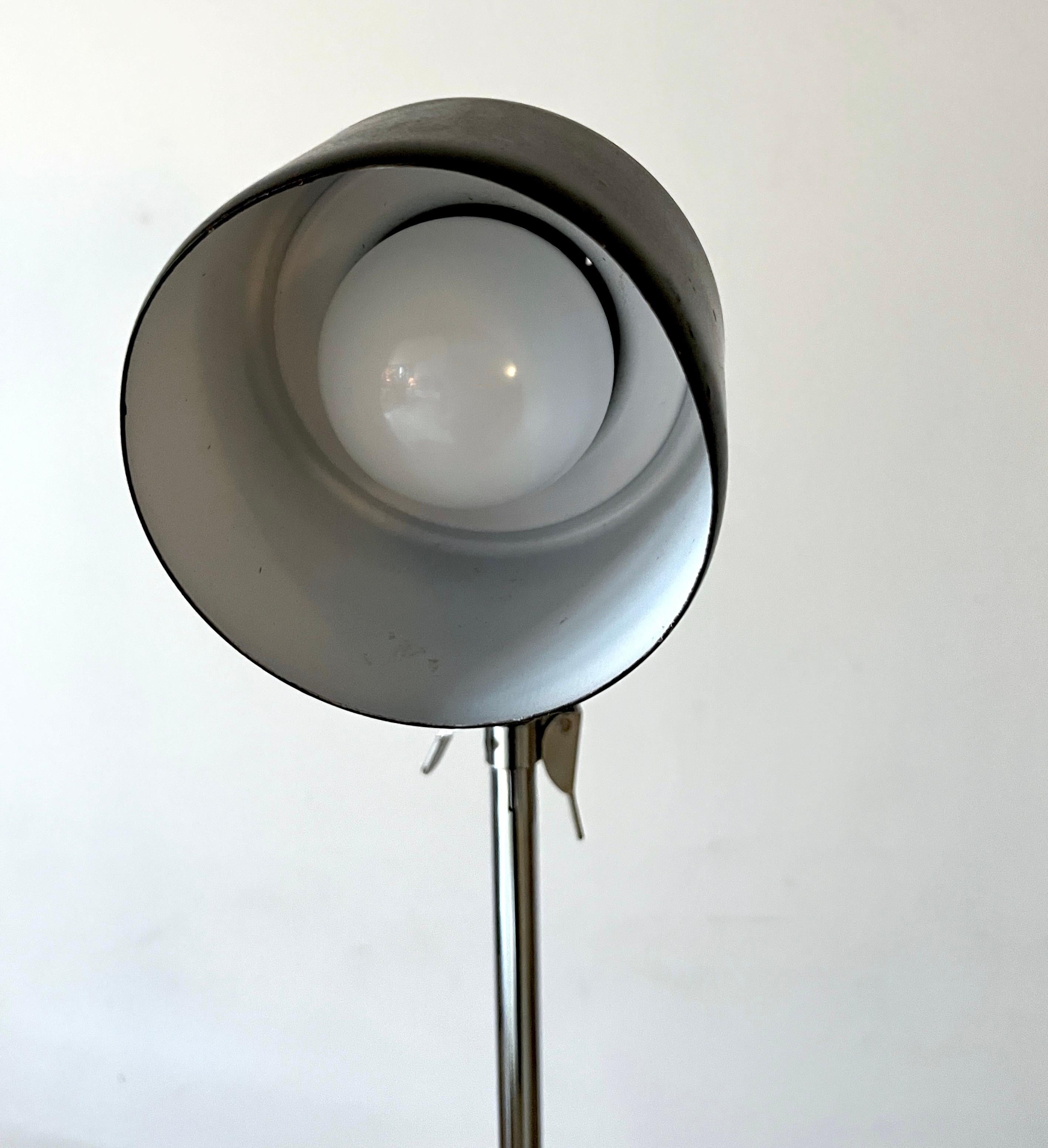 Late 20th Century Vintage Black Mid Century Tripod Telescoping Lamp ... 1970s Floor Lamp