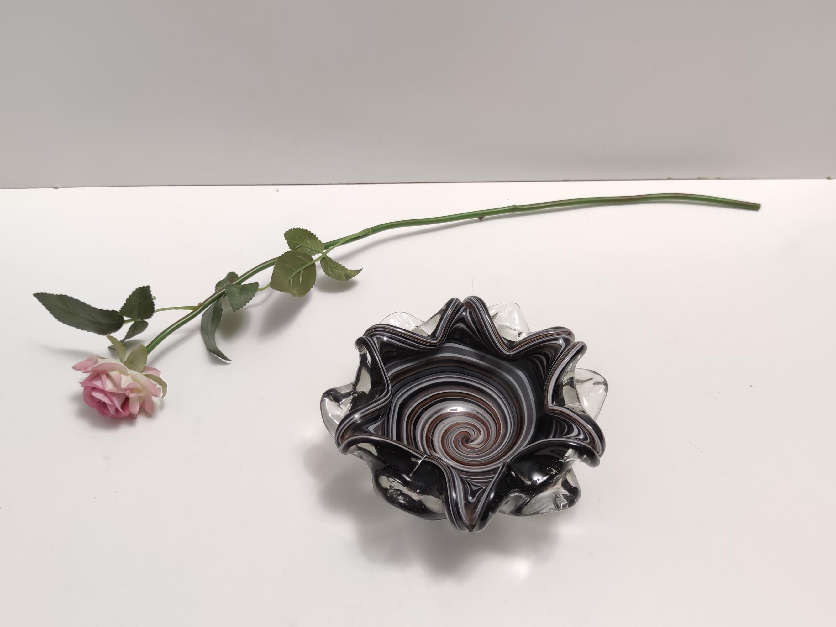 Aschenbecher aus schwarzem Muranoglas - Trinket Bowl von Fratelli Toso (Mitte des 20. Jahrhunderts) im Angebot