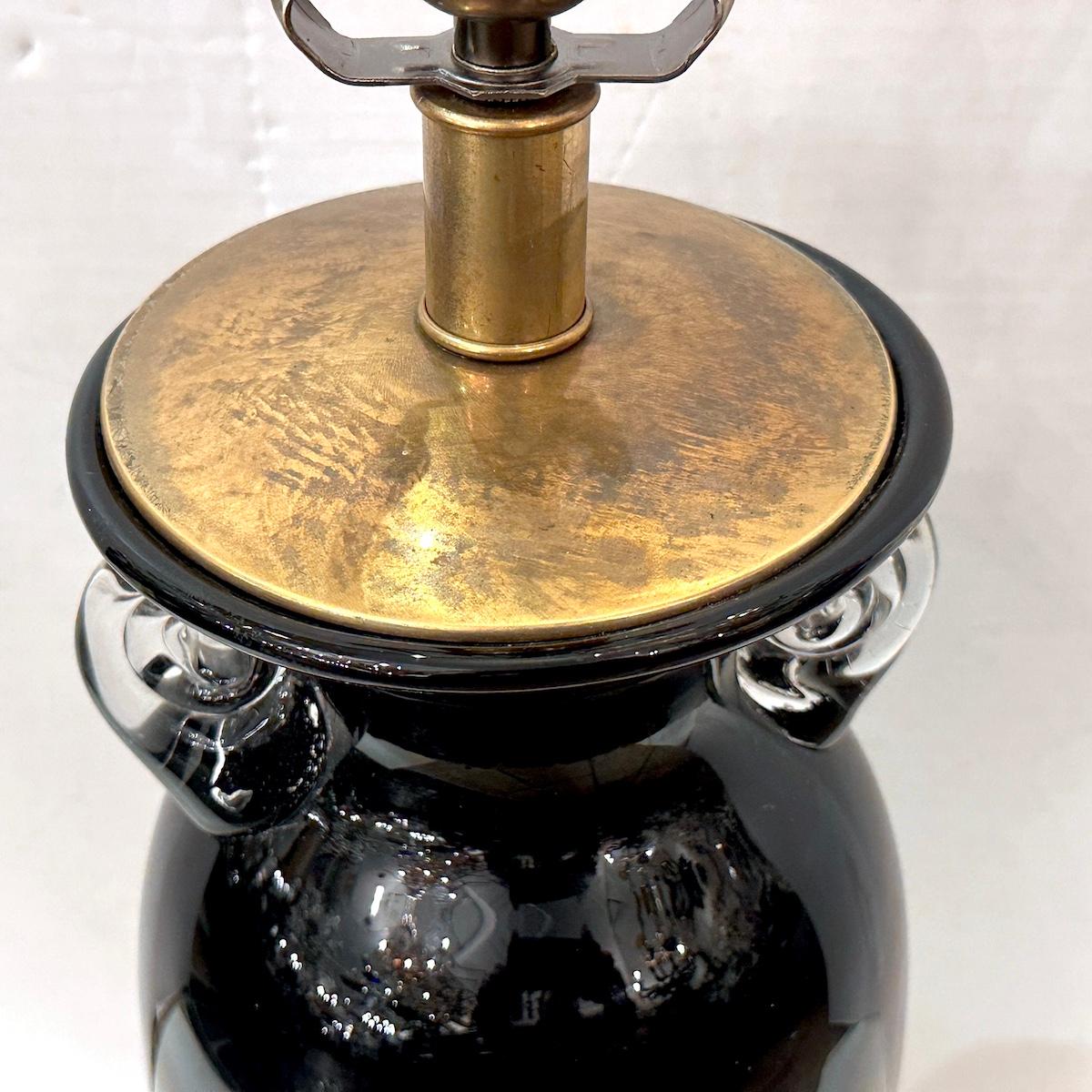 Lámpara vintage negra de Murano mediados del siglo XX en venta